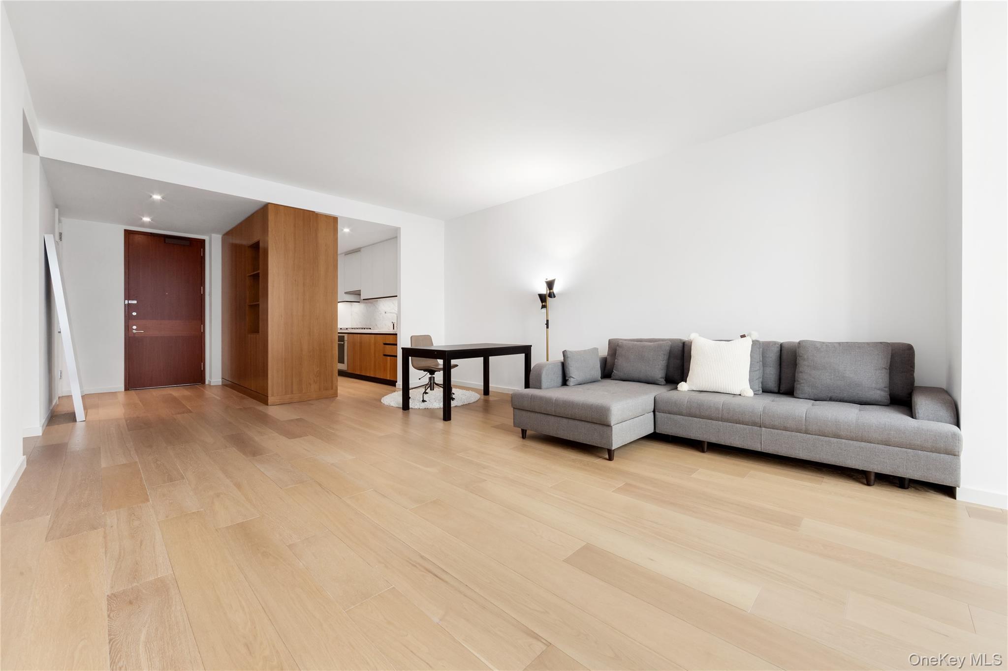 Apartment End Manhattan, NY 10069, MLS-1001937-4