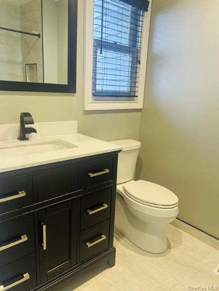 Apartment Alicia Suffolk County, NY 11703, MLS-1001949-20