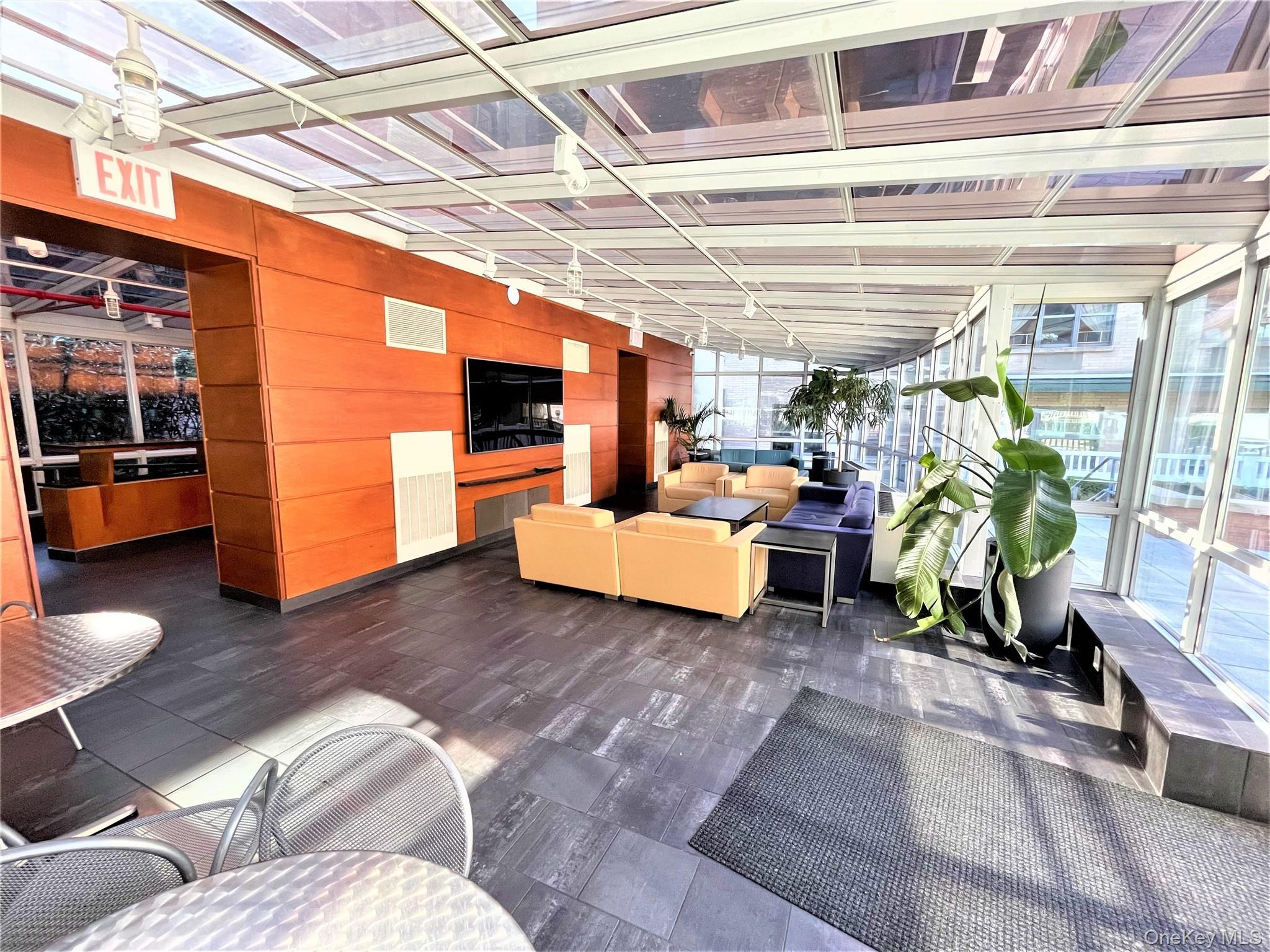 Apartment 47th Manhattan, NY 10036, MLS-1001953-10