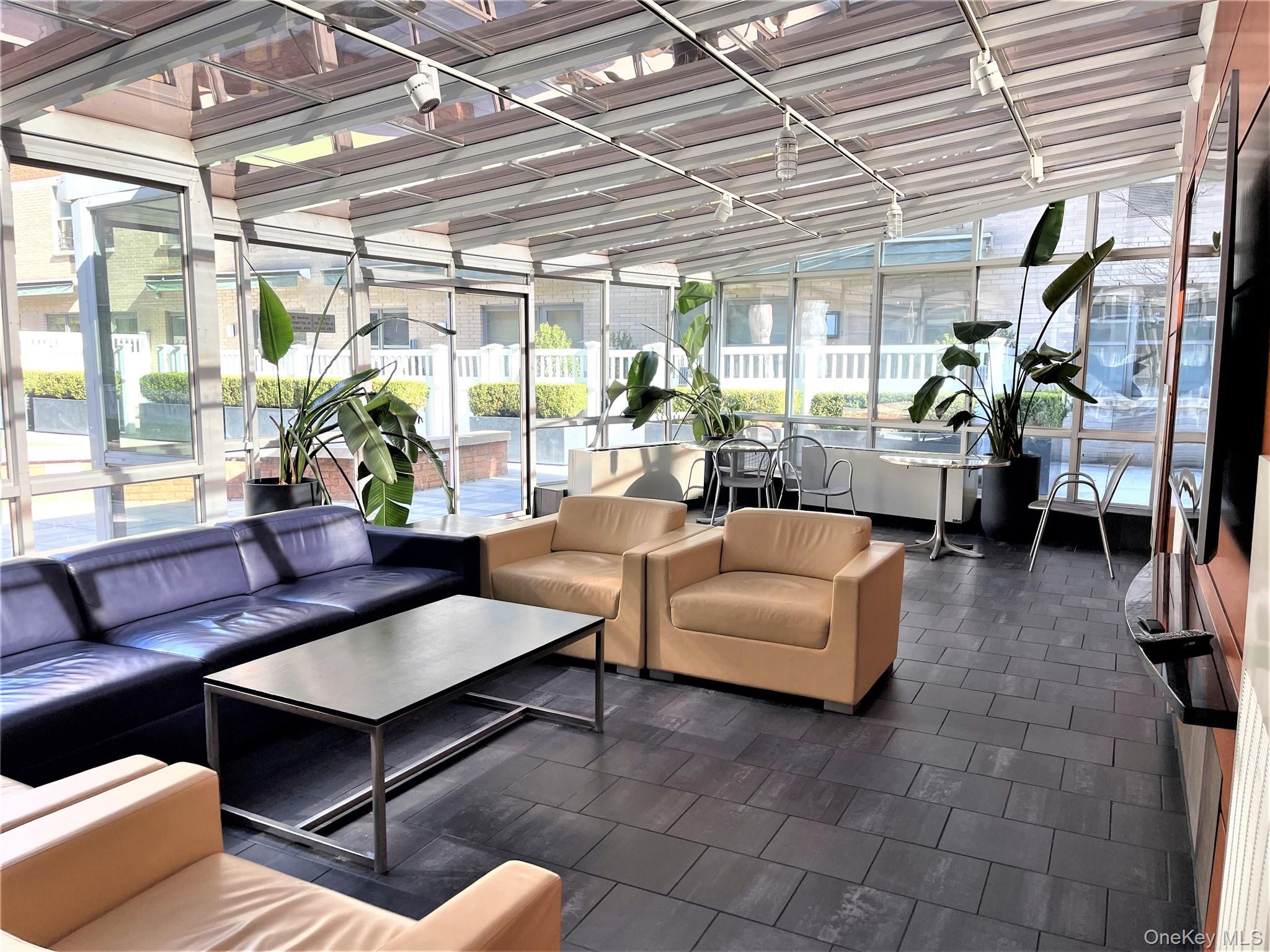 Apartment 47th Manhattan, NY 10036, MLS-1001953-11