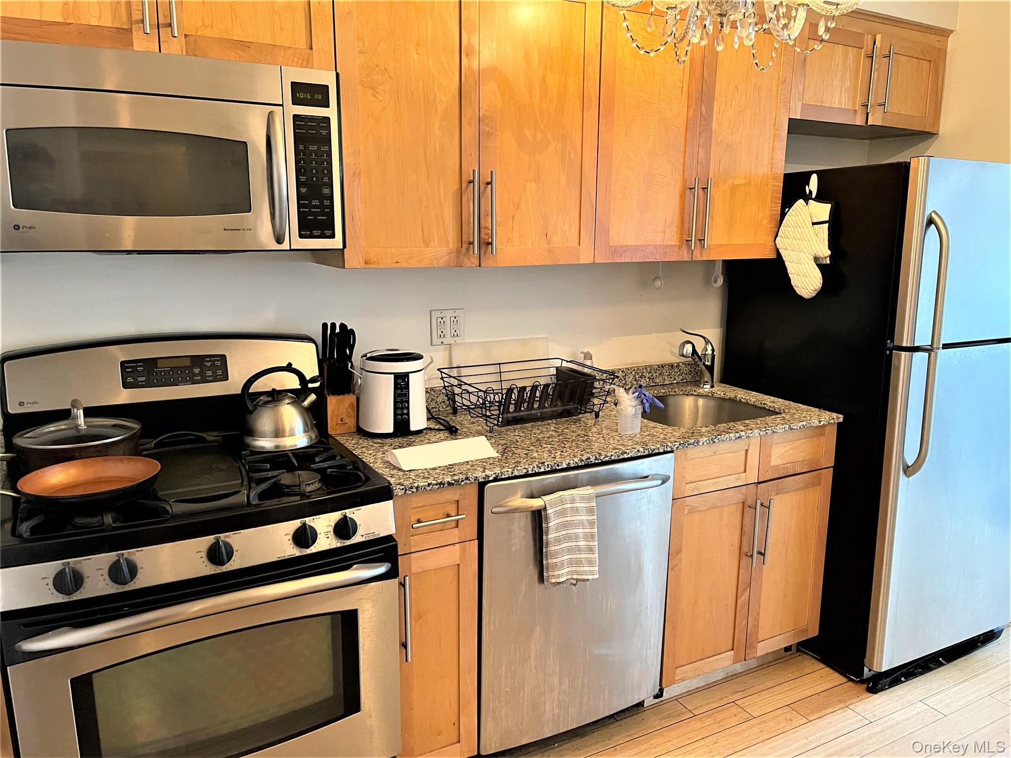 Apartment 47th Manhattan, NY 10036, MLS-1001953-4