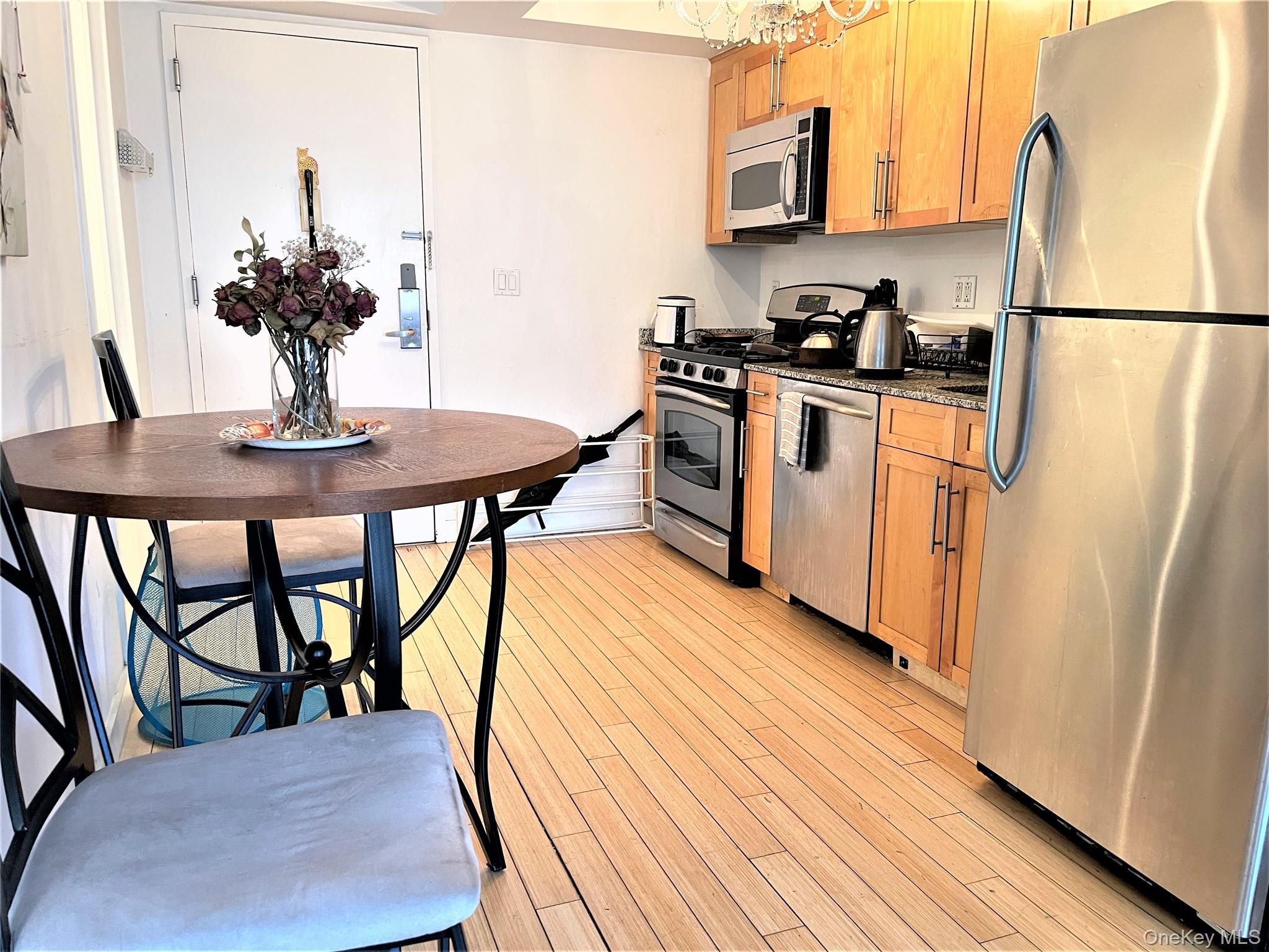 Apartment 47th Manhattan, NY 10036, MLS-1001953-5