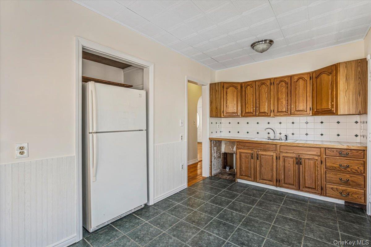 Single Family 248th Queens, NY 11426, MLS-1001961-9