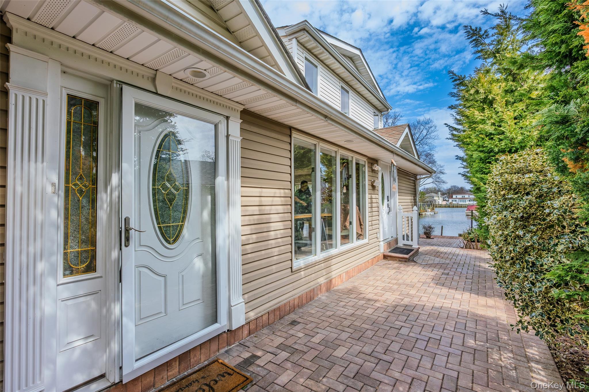 Single Family Alhambra Road Nassau County, NY 11758, MLS-1001978-36