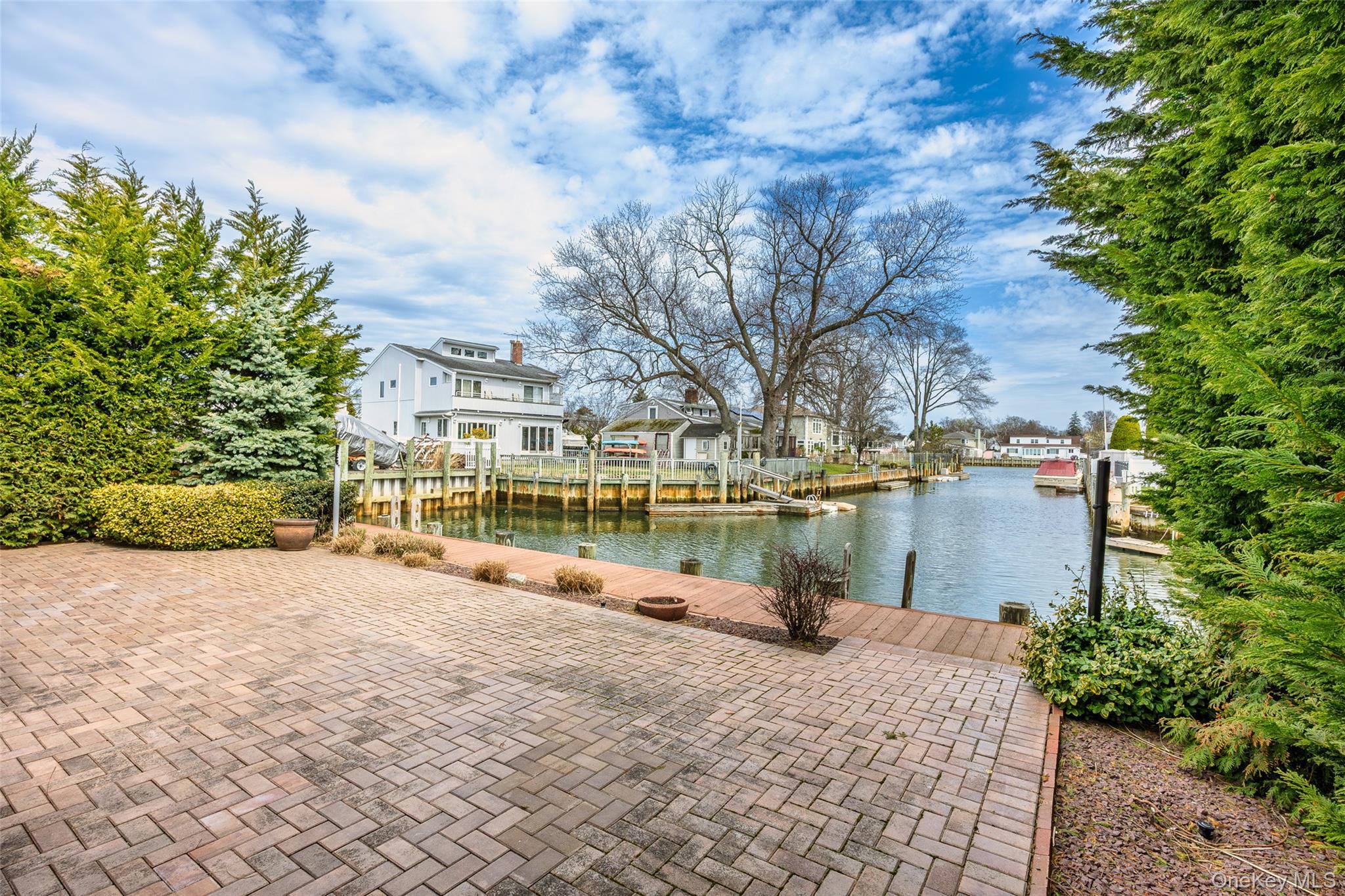 Single Family Alhambra Road Nassau County, NY 11758, MLS-1001978-38