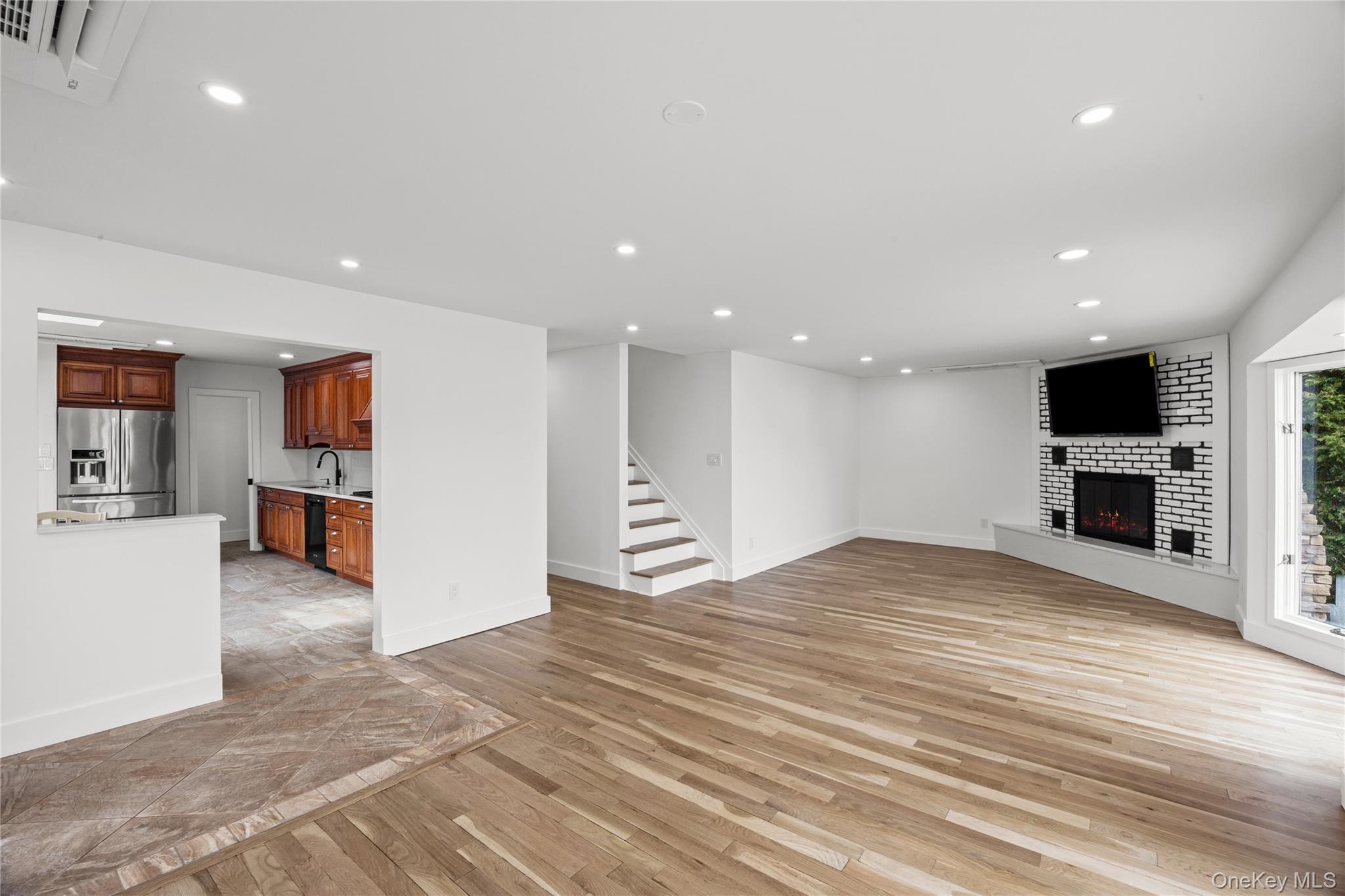 Single Family Alhambra Road Nassau County, NY 11758, MLS-1001978-8