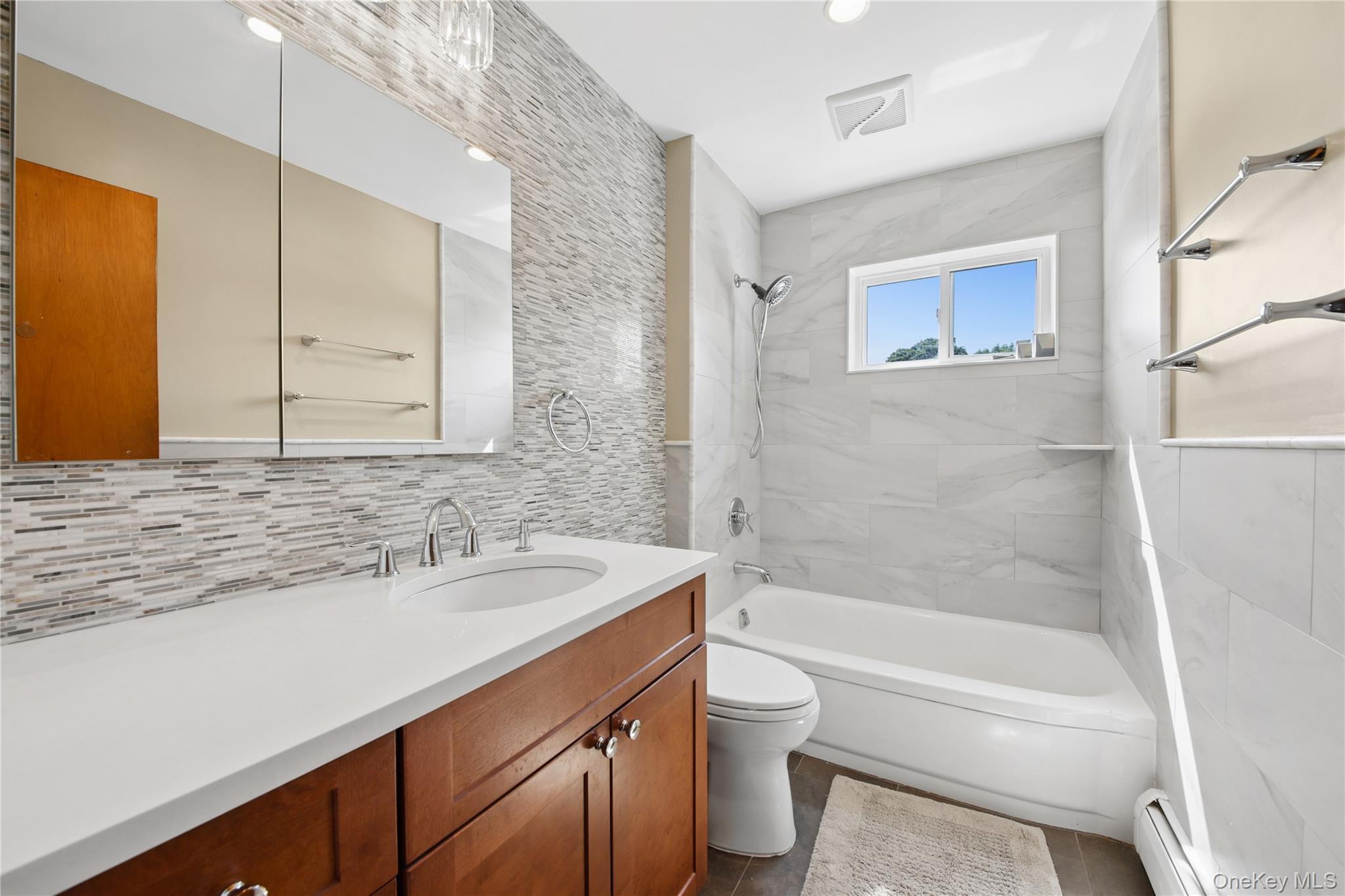 Single Family 65th Street  Queens, NY 11377, MLS-1001980-10