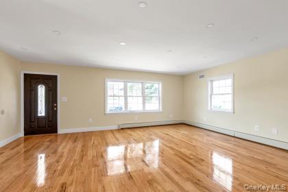 Single Family 139th Avenue Queens, NY 11422, MLS-1001993-2