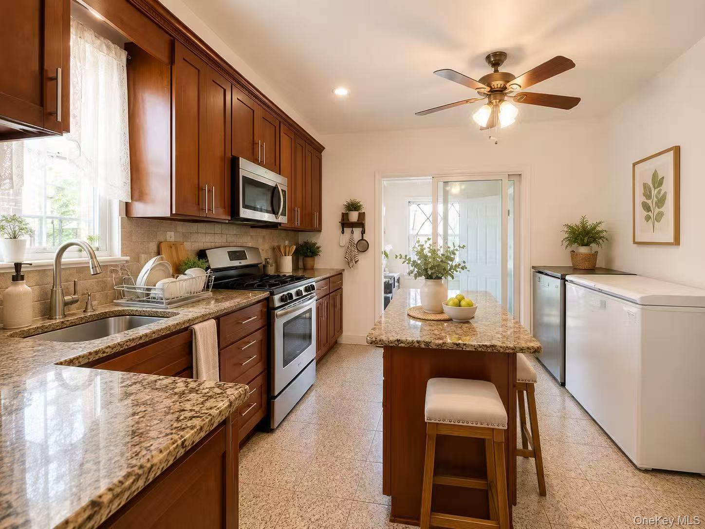 Single Family 198th Street Queens, NY 11358, MLS-1002013-5