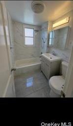 Single Family Saunders Street  Queens, NY 11374, MLS-1002017-7