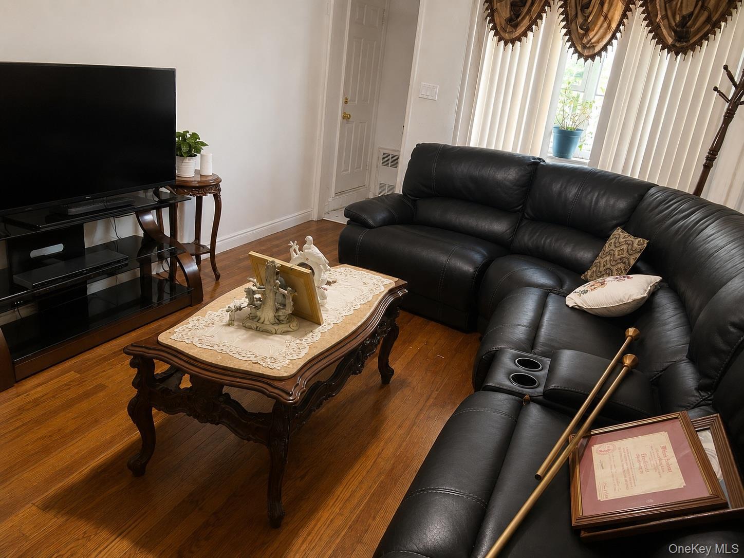 Single Family E 53rd Street Brooklyn, NY 11234, MLS-1002019-5