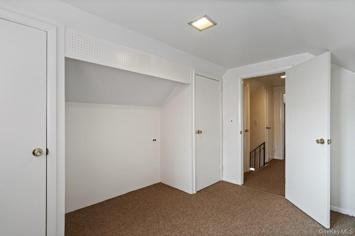 Single Family 8th Avenue Queens, NY 11357, MLS-1002027-11