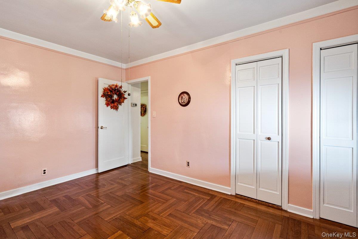 Single Family 8th Avenue Queens, NY 11357, MLS-1002027-12