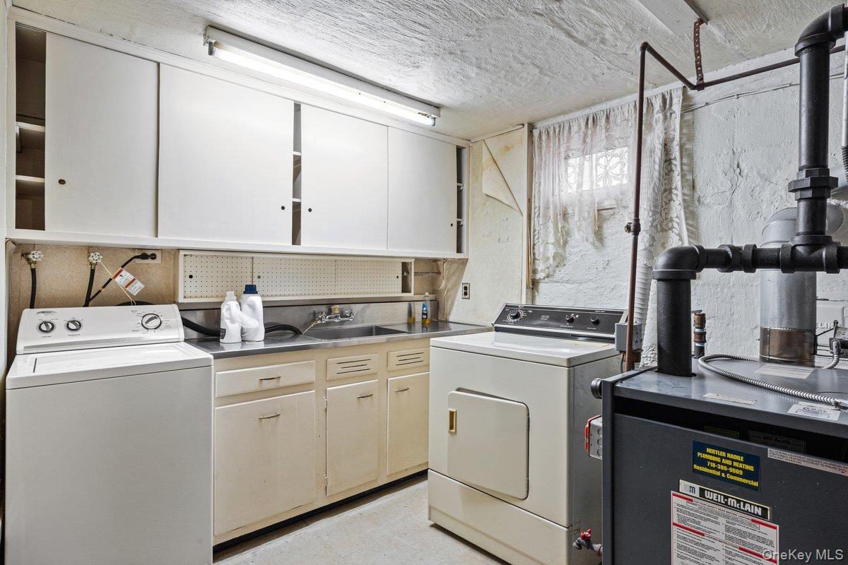 Single Family 8th Avenue  Queens, NY 11357, MLS-1002027-18