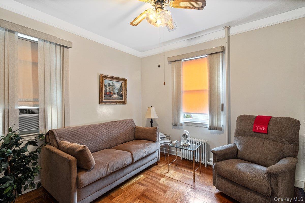 Single Family 8th Avenue Queens, NY 11357, MLS-1002027-6