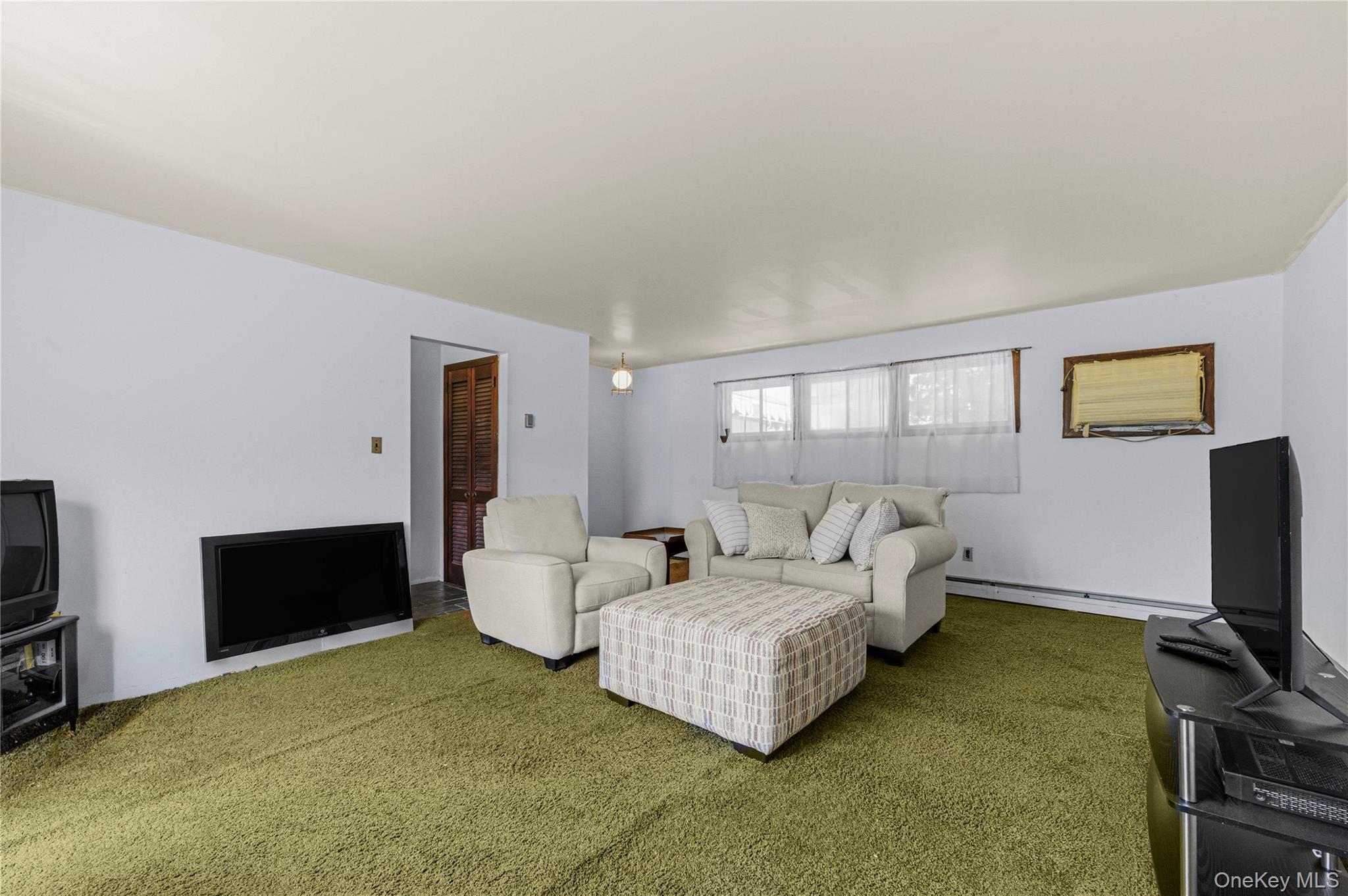 Single Family Cross Street  Nassau County, NY 11560, MLS-1002028-8