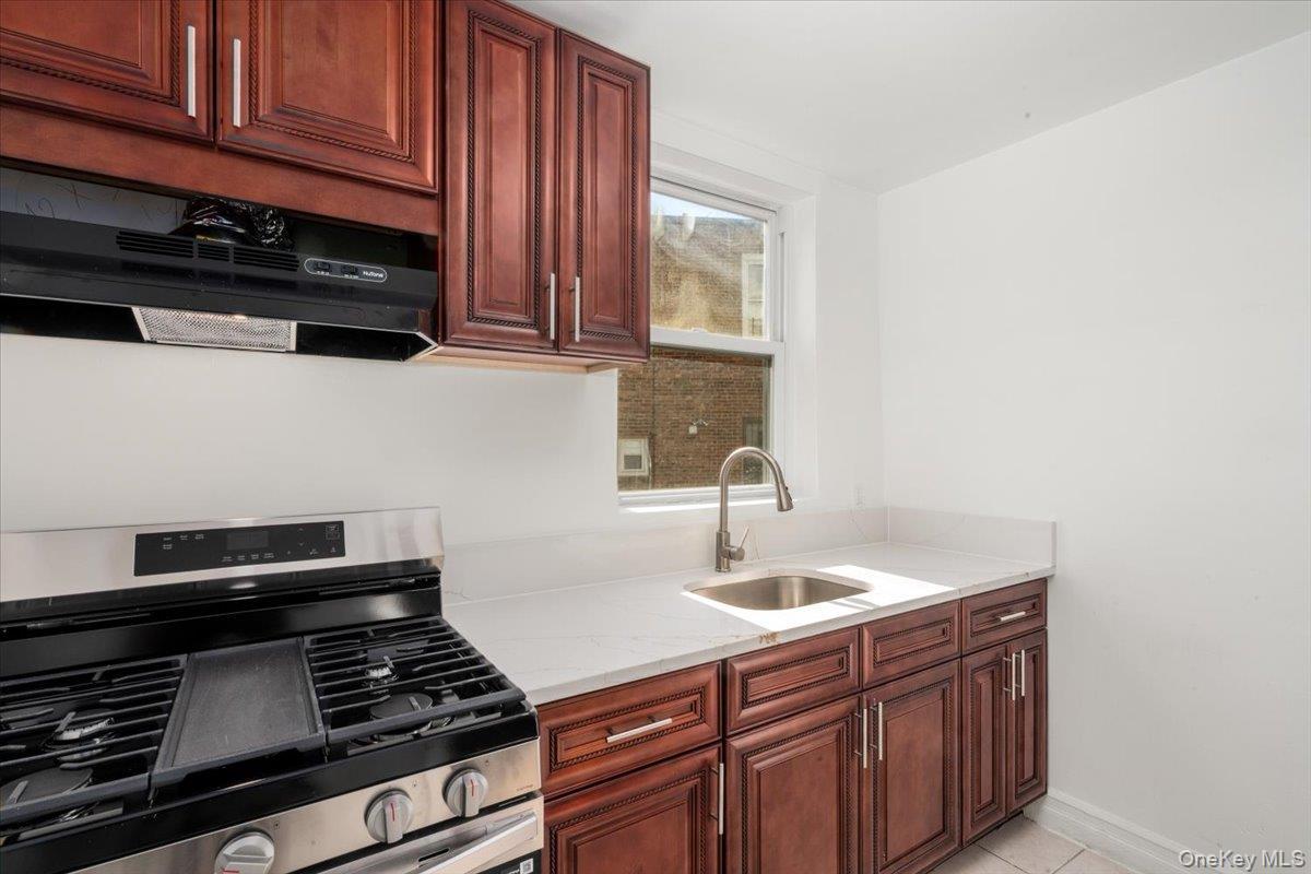 Single Family 68th Street  Queens, NY 11377, MLS-1002043-13