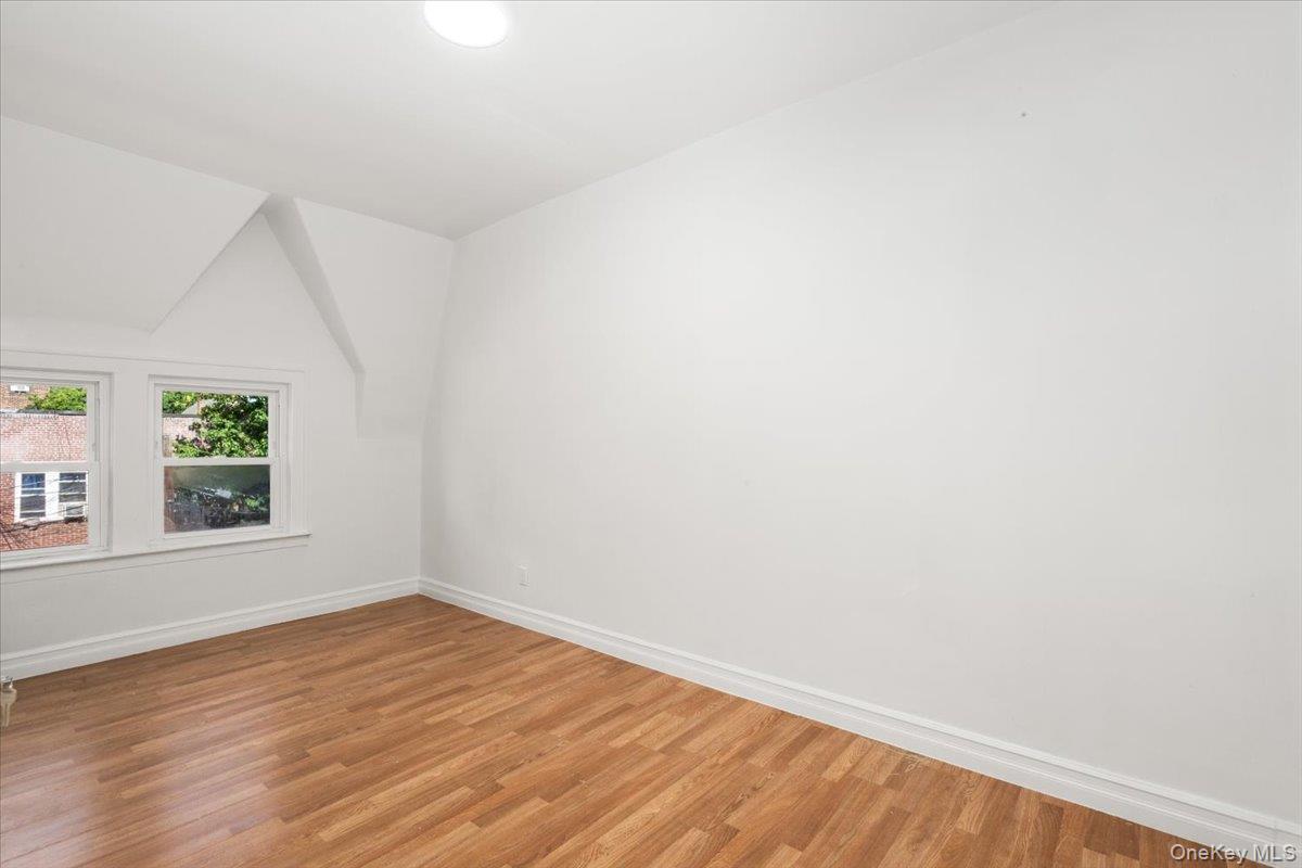 Single Family 68th Street  Queens, NY 11377, MLS-1002043-20