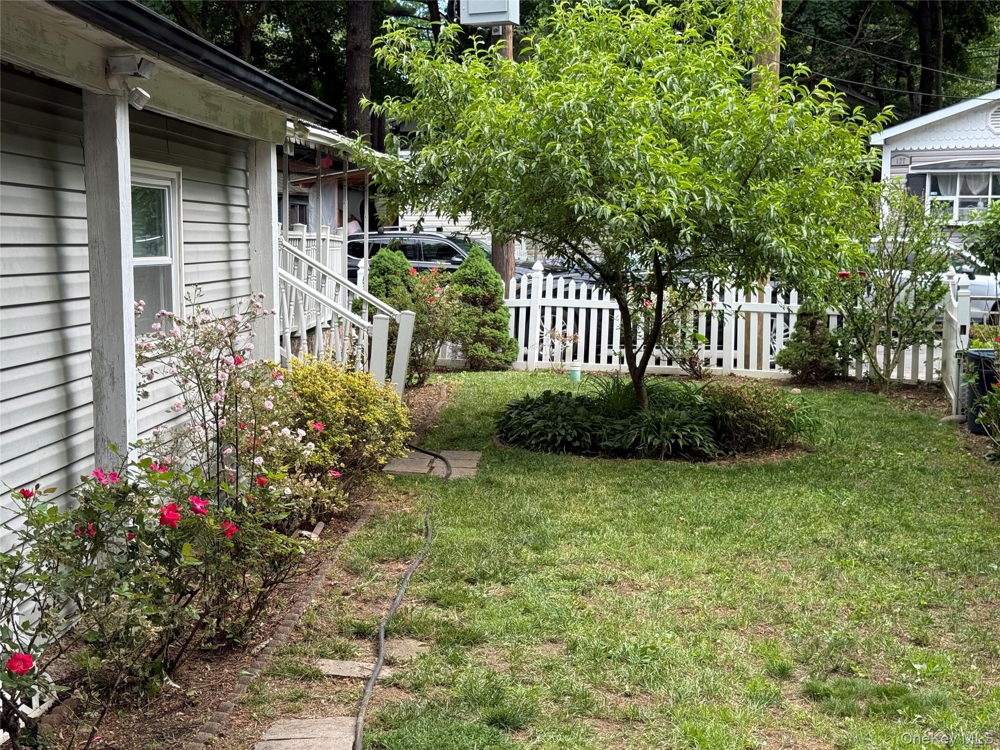 Single Family Quaker Rd Trailer Park Rockland County, NY 10970, MLS-1002048-4