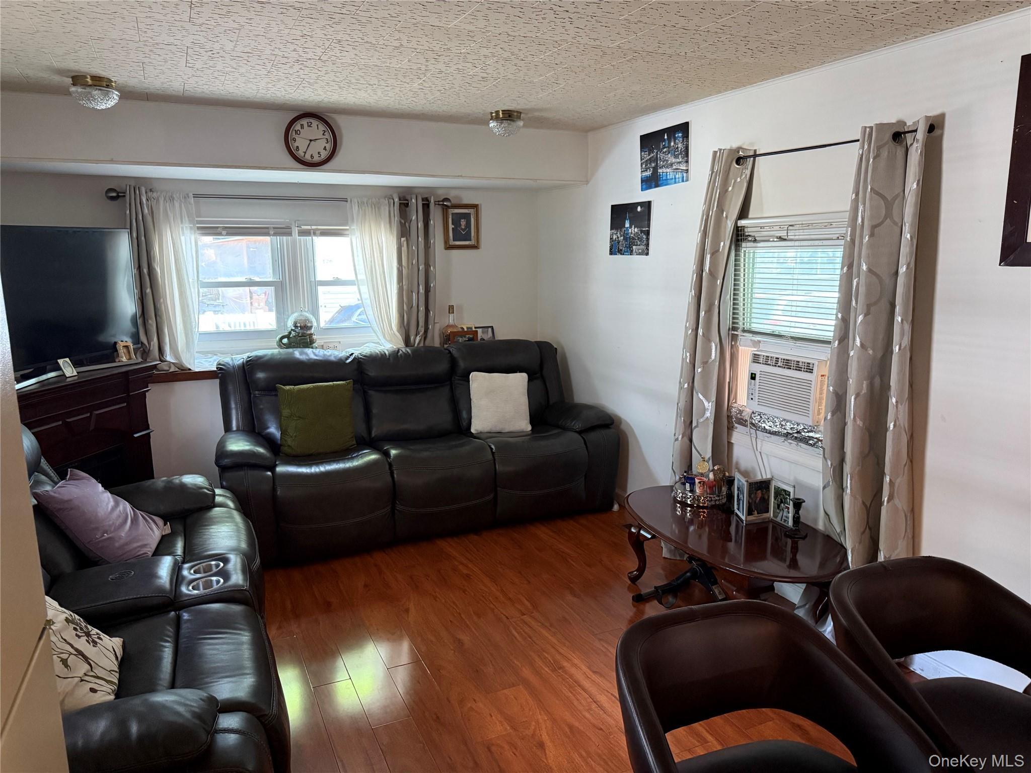 Single Family Quaker Rd Trailer Park Rockland County, NY 10970, MLS-1002048-8
