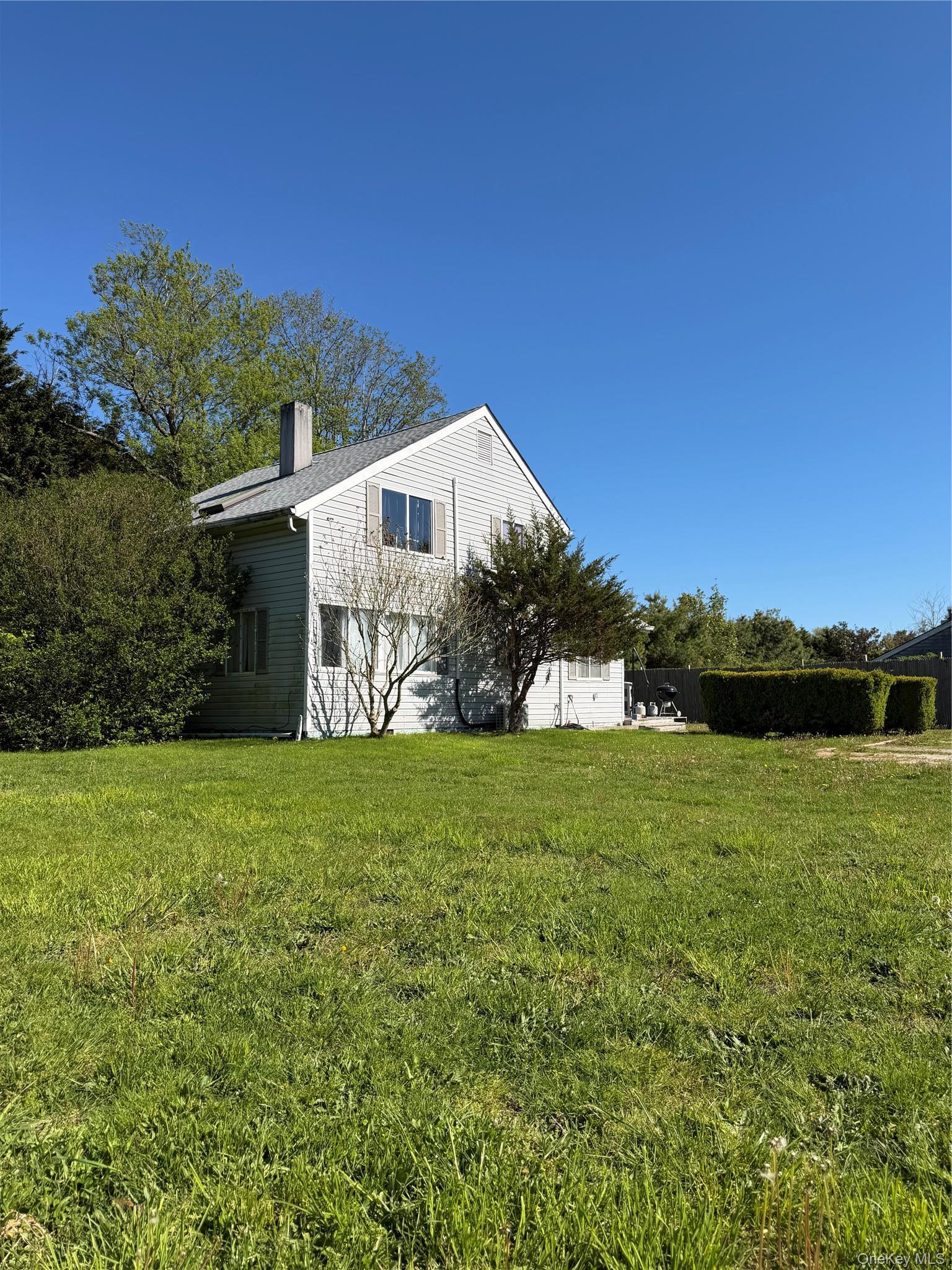 Single Family County Rd 39 Suffolk County, NY 11968, MLS-1002100-2