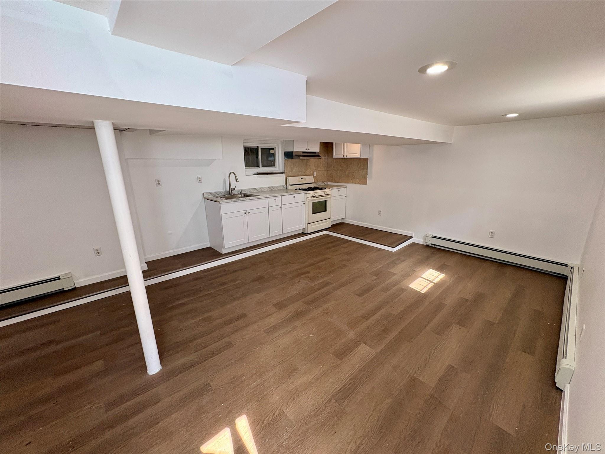 Single Family Baisley Bronx, NY 10461, MLS-1002136-14