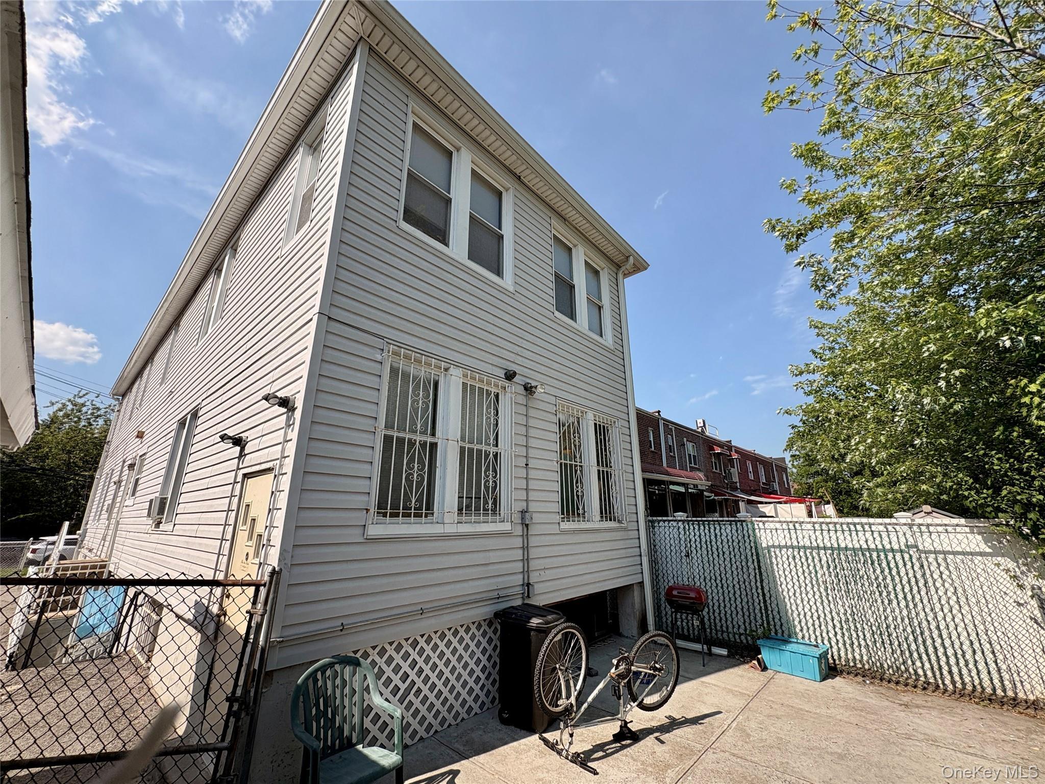 Single Family Baisley Bronx, NY 10461, MLS-1002136-2