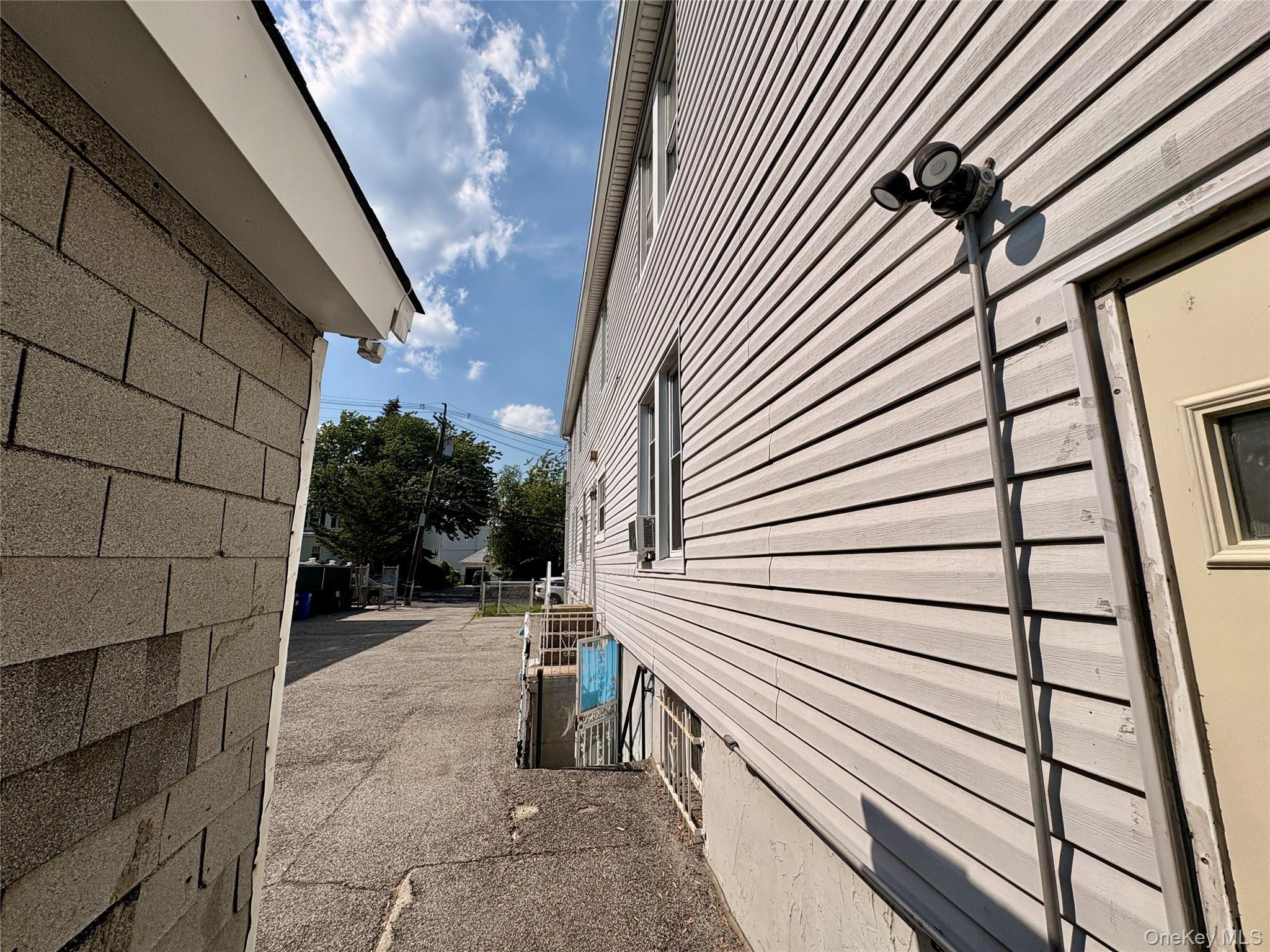 Single Family Baisley Bronx, NY 10461, MLS-1002136-3