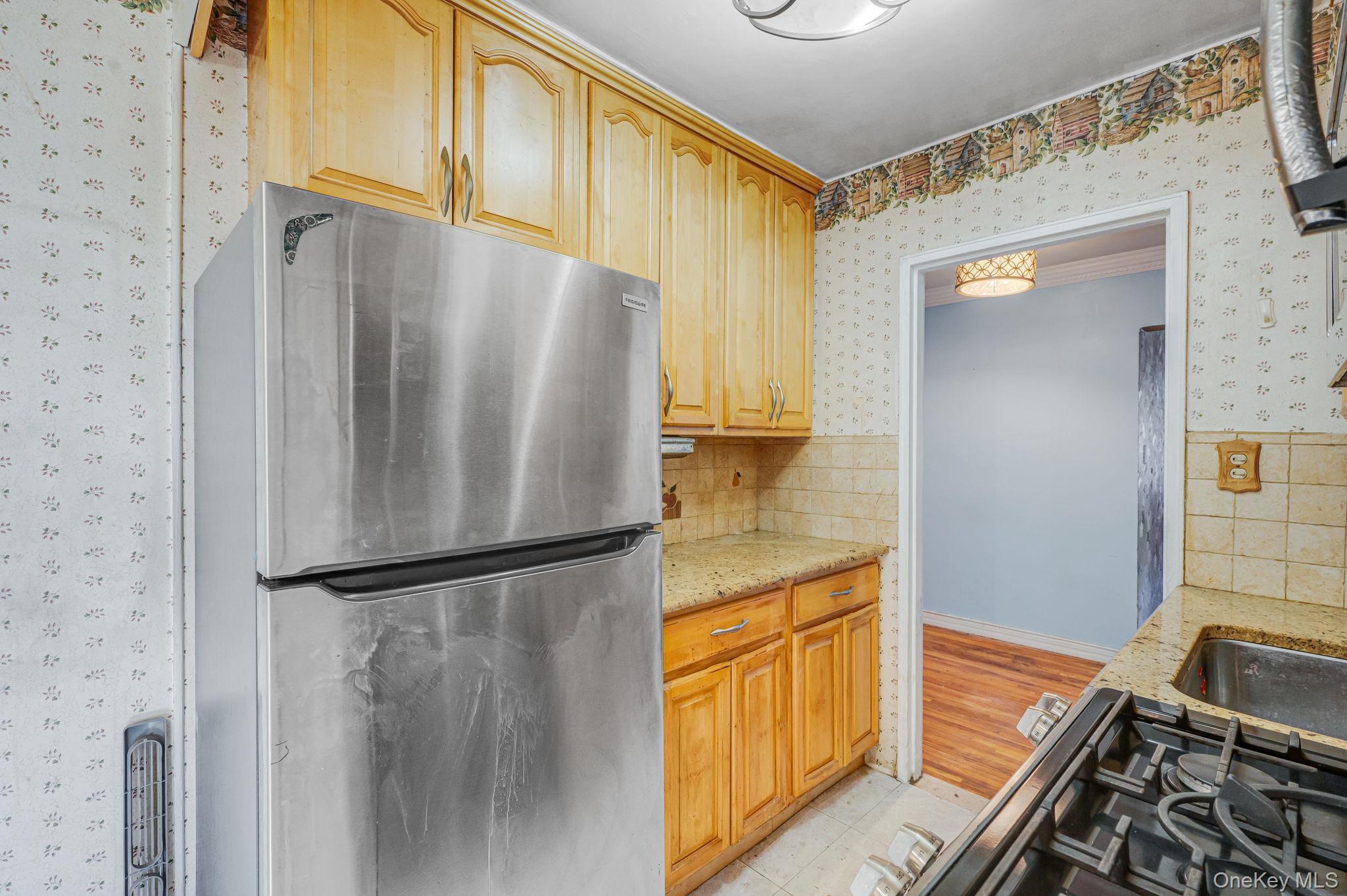 Coop E 7 Street Brooklyn, NY 11235, MLS-1002142-15
