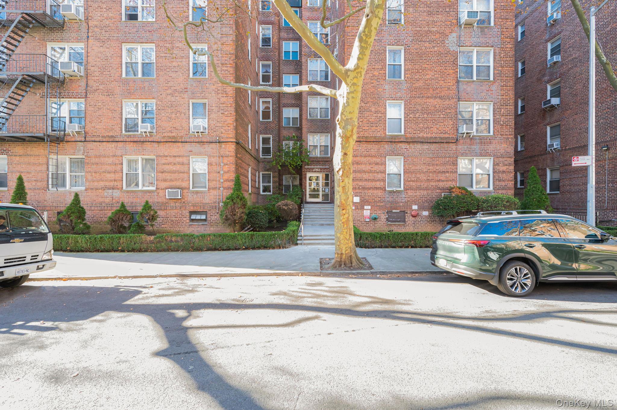 Coop E 7 Street Brooklyn, NY 11235, MLS-1002142-2
