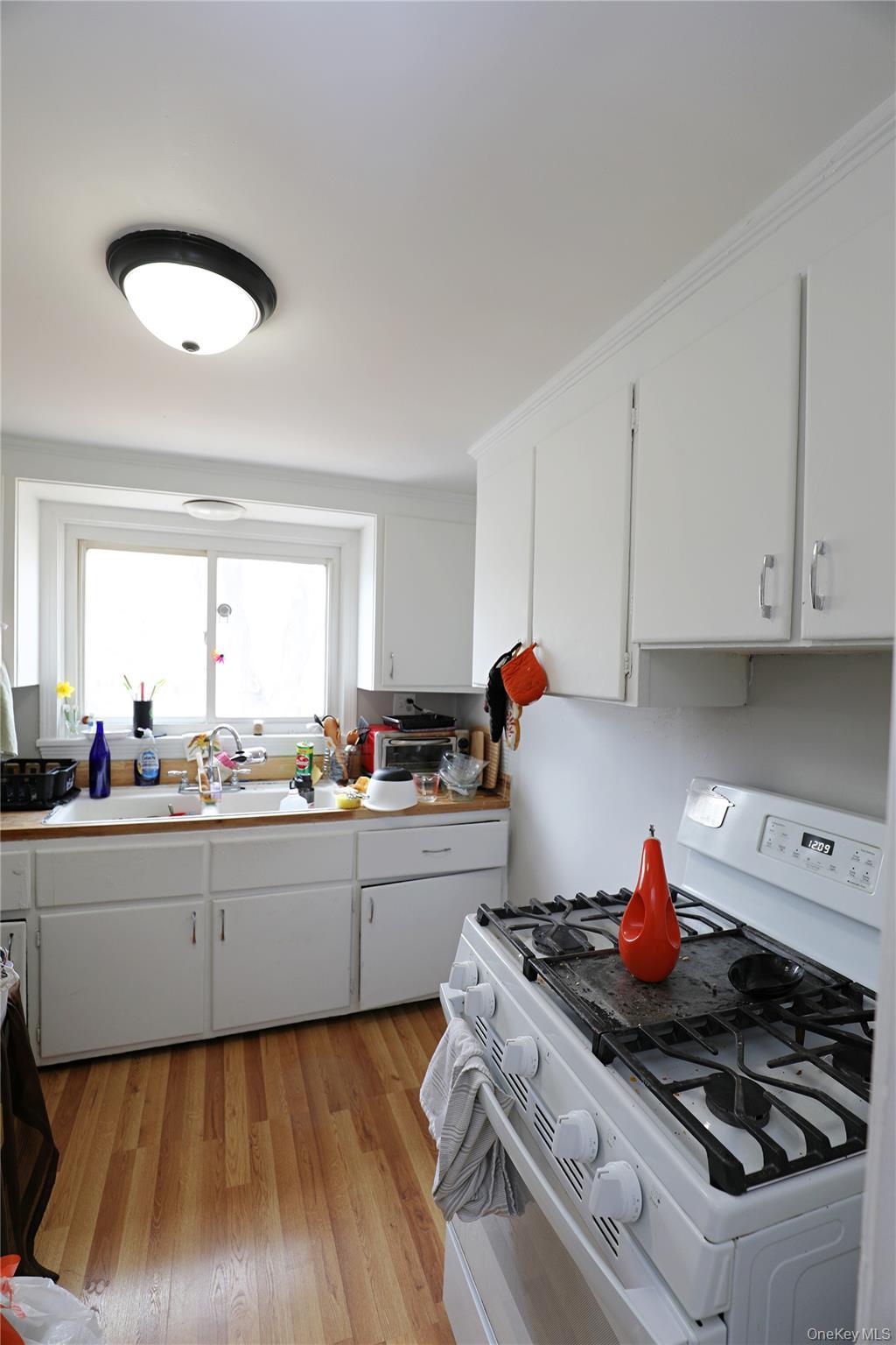Single Family Washington Avenue  Ulster County, NY 12401, MLS-1002182-15