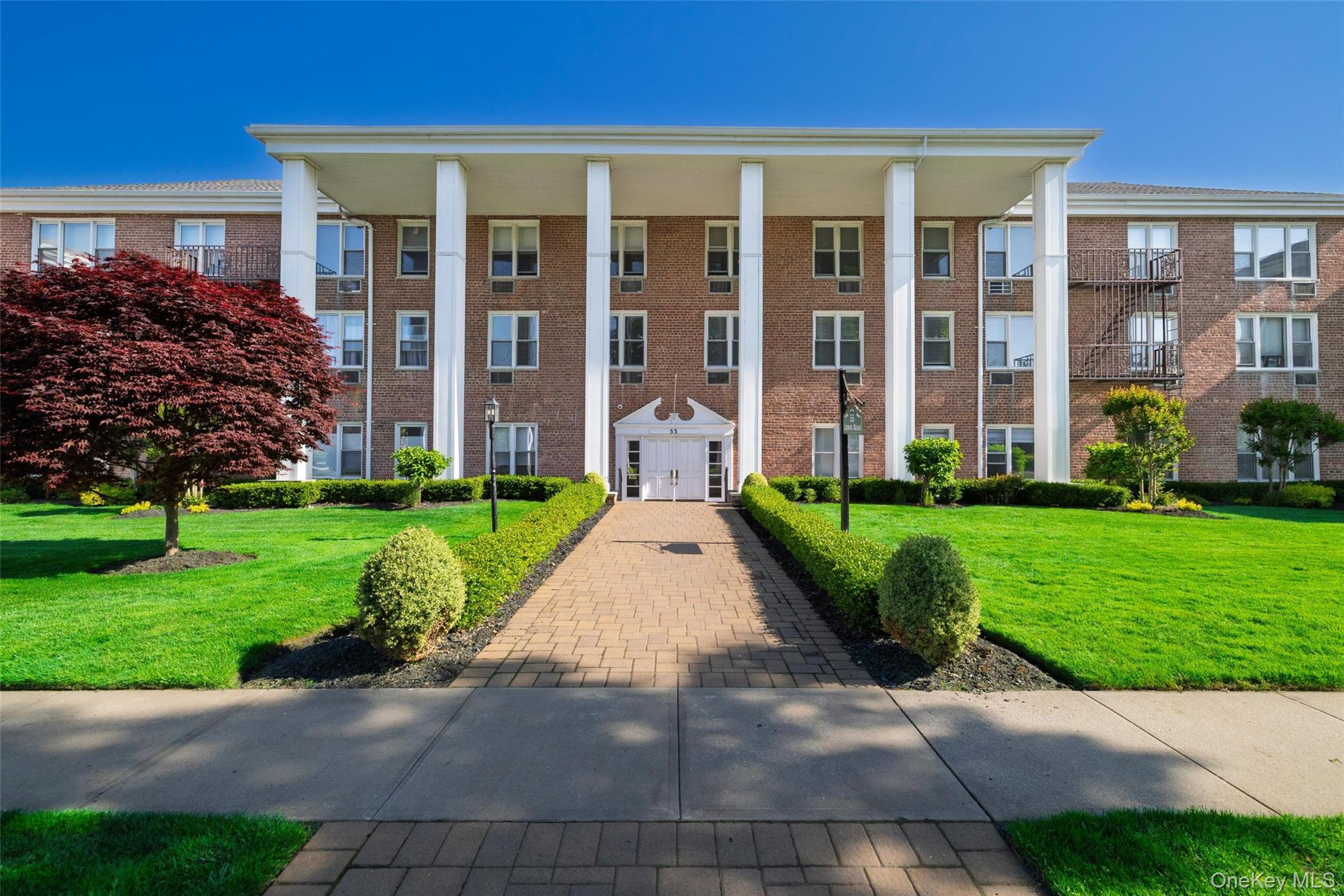Coop in Hempstead - Lenox Nassau County, NY 11570