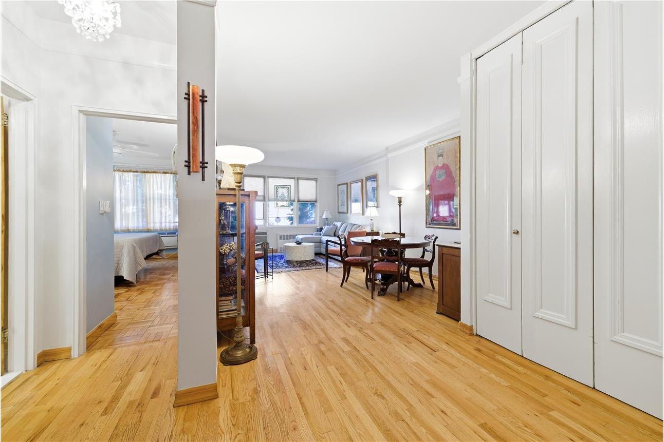 Coop Lenox Nassau County, NY 11570, MLS-1002217-5