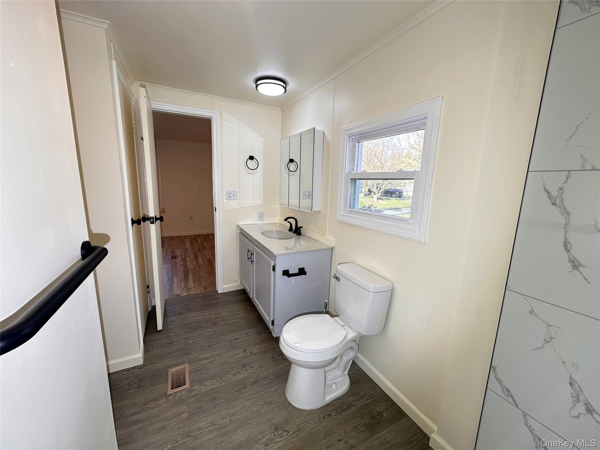 Single Family Mele Ulster County, NY 12561, MLS-1002219-10