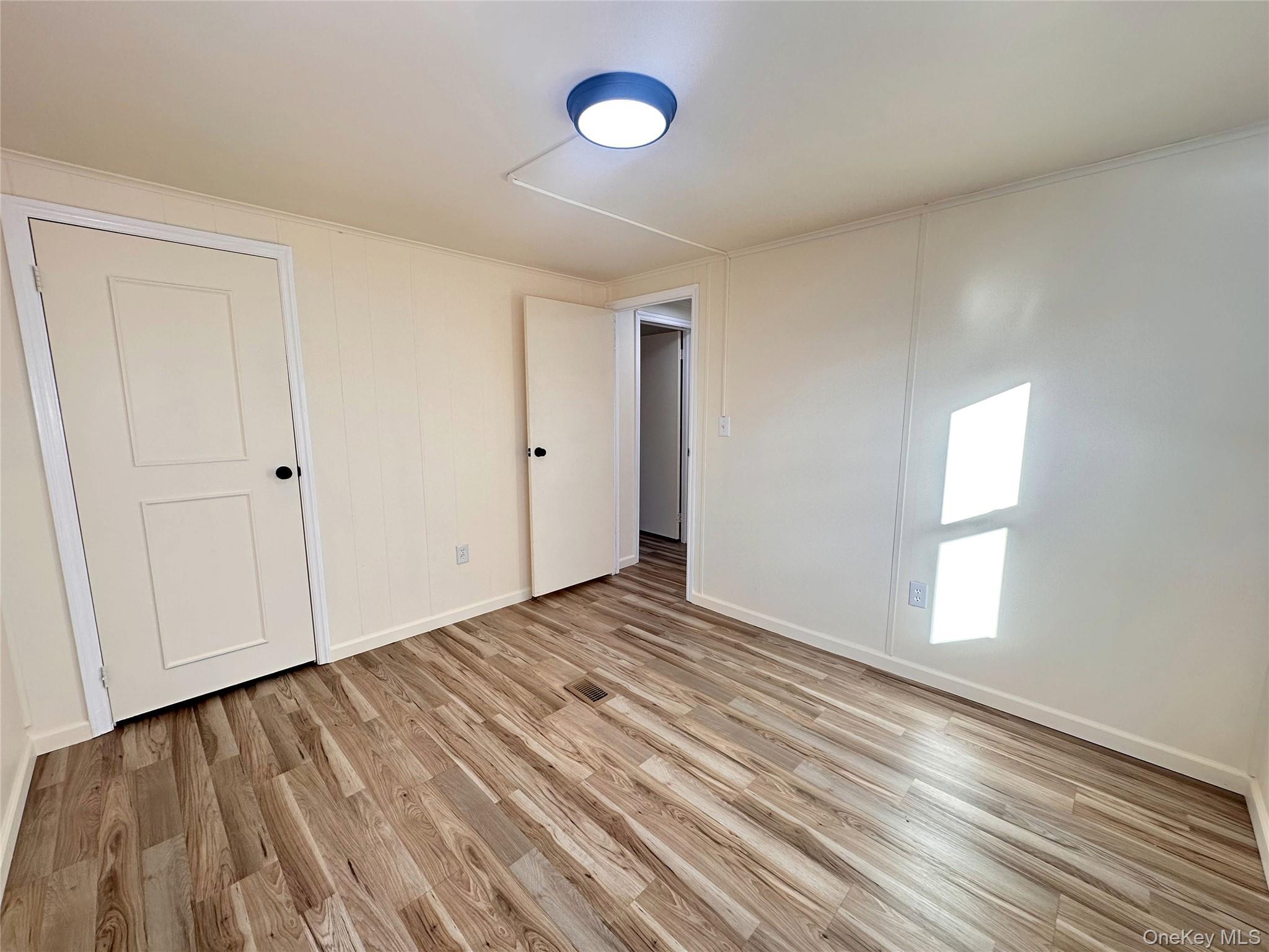 Single Family Mele Ulster County, NY 12561, MLS-1002219-29