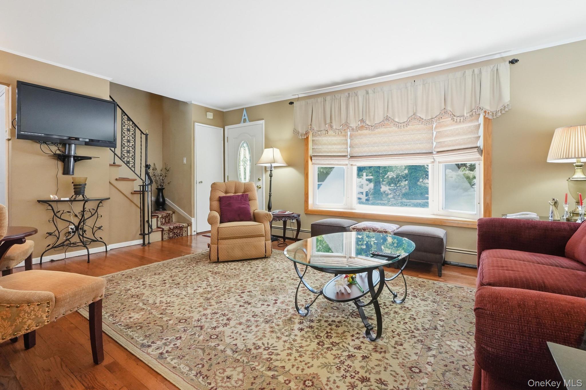 Single Family Semon Road  Suffolk County, NY 11743, MLS-1002228-14