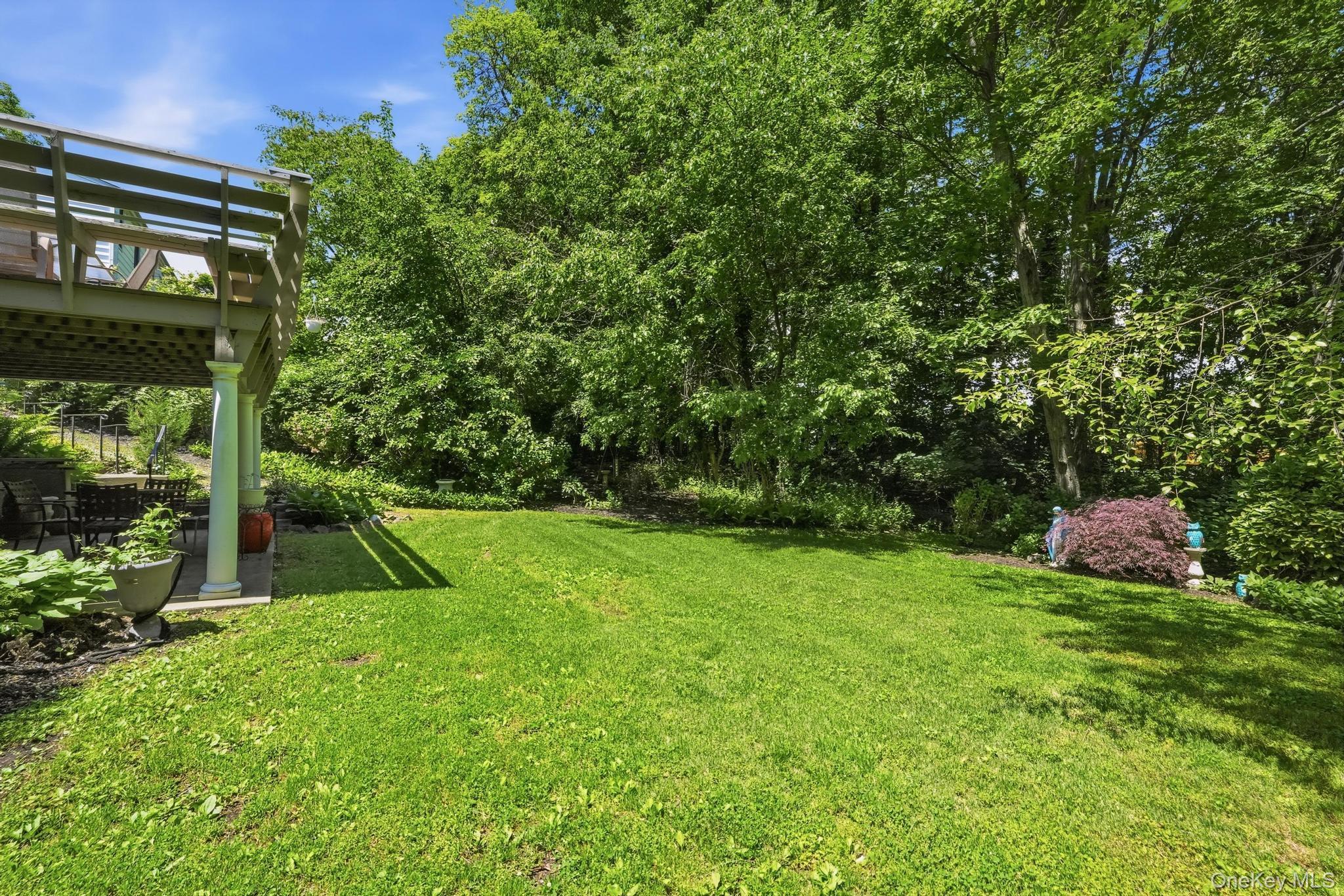 Single Family Semon Road  Suffolk County, NY 11743, MLS-1002228-25
