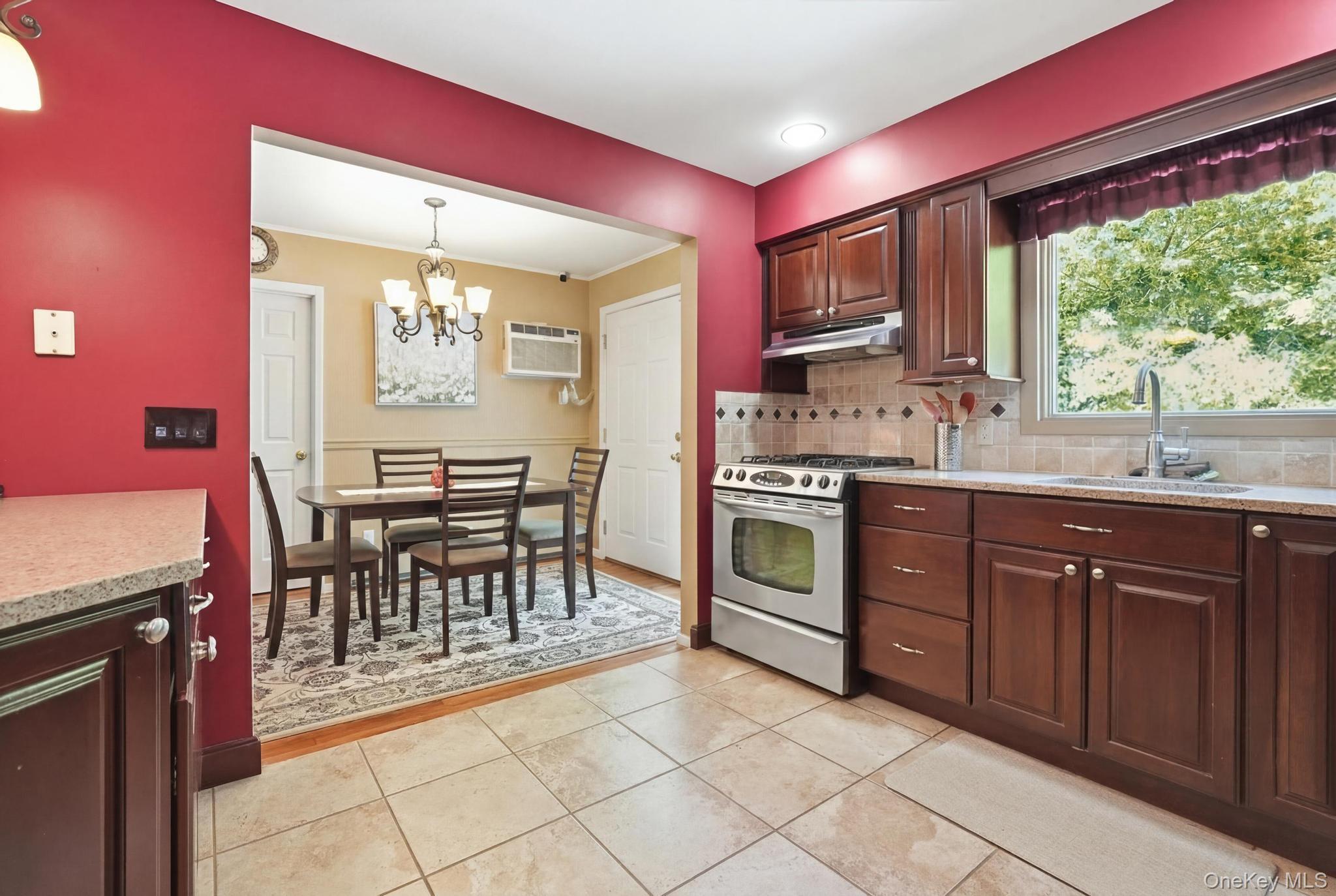 Single Family Semon Road  Suffolk County, NY 11743, MLS-1002228-6