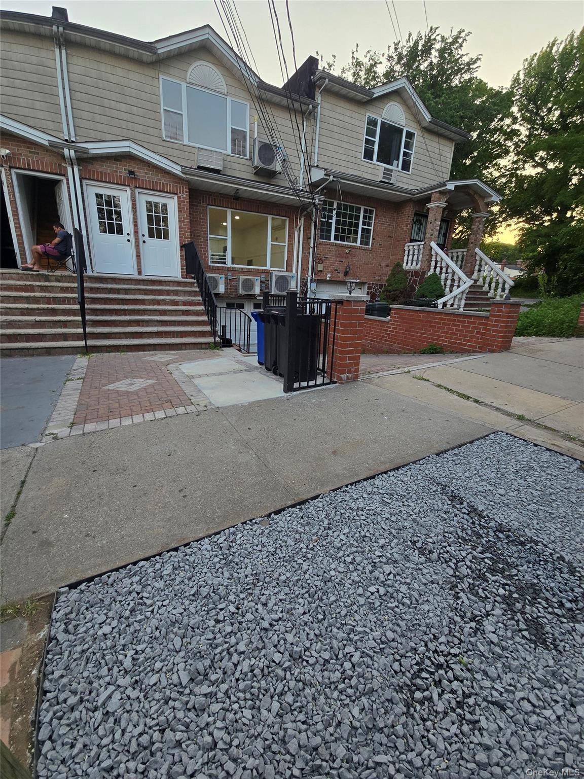 Single Family Hunter Bronx, NY 10475, MLS-1002232-4