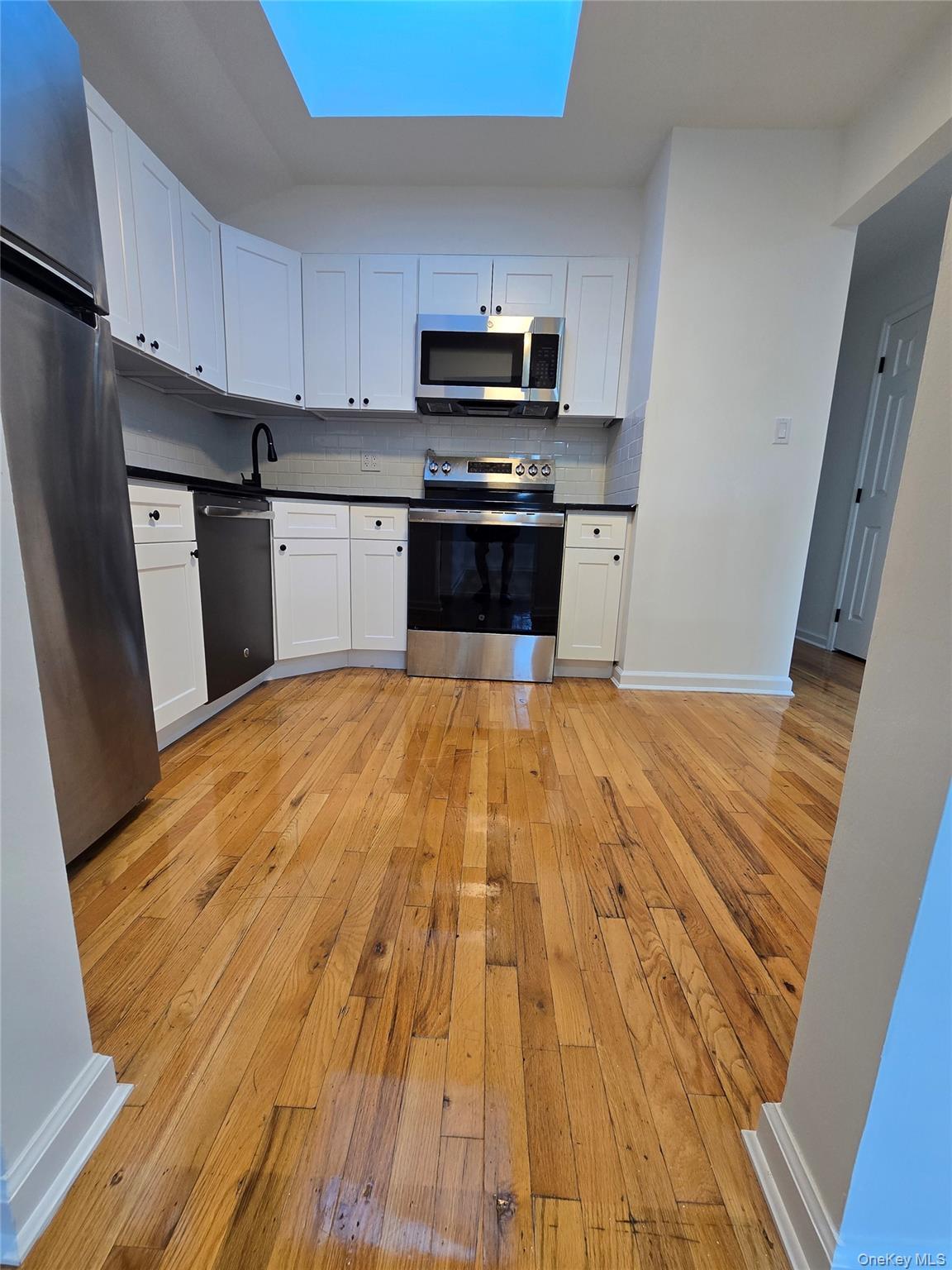 Single Family Hunter Bronx, NY 10475, MLS-1002232-5