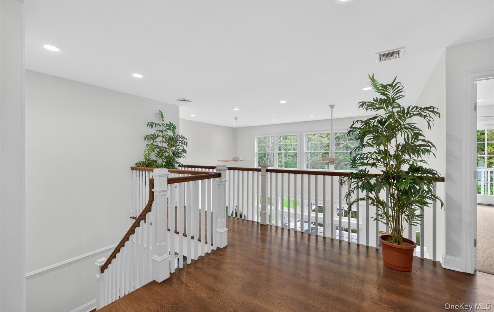 Single Family Briarsweet Lane  Suffolk County, NY 11937, MLS-1002247-22