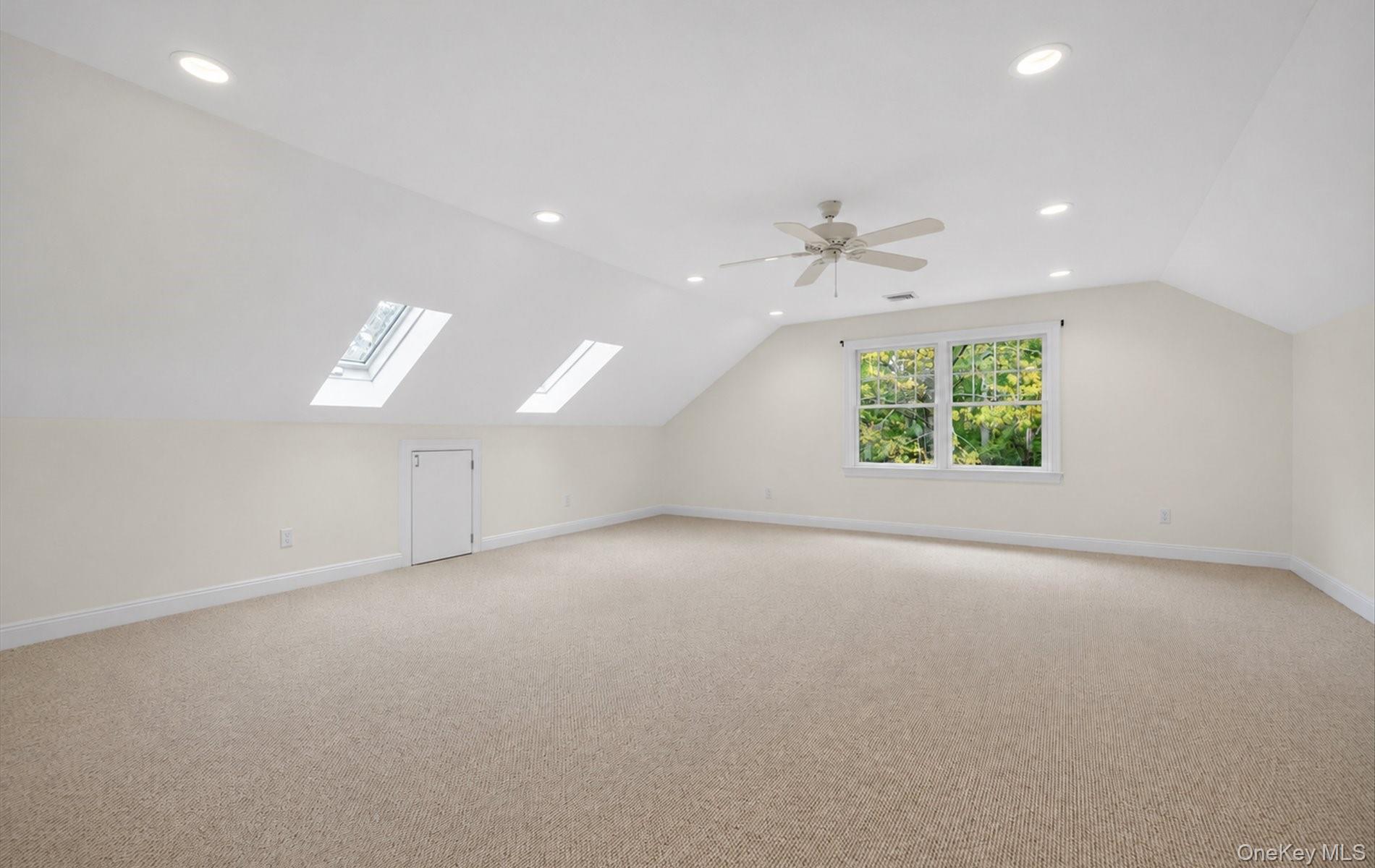 Single Family Briarsweet Lane  Suffolk County, NY 11937, MLS-1002247-31