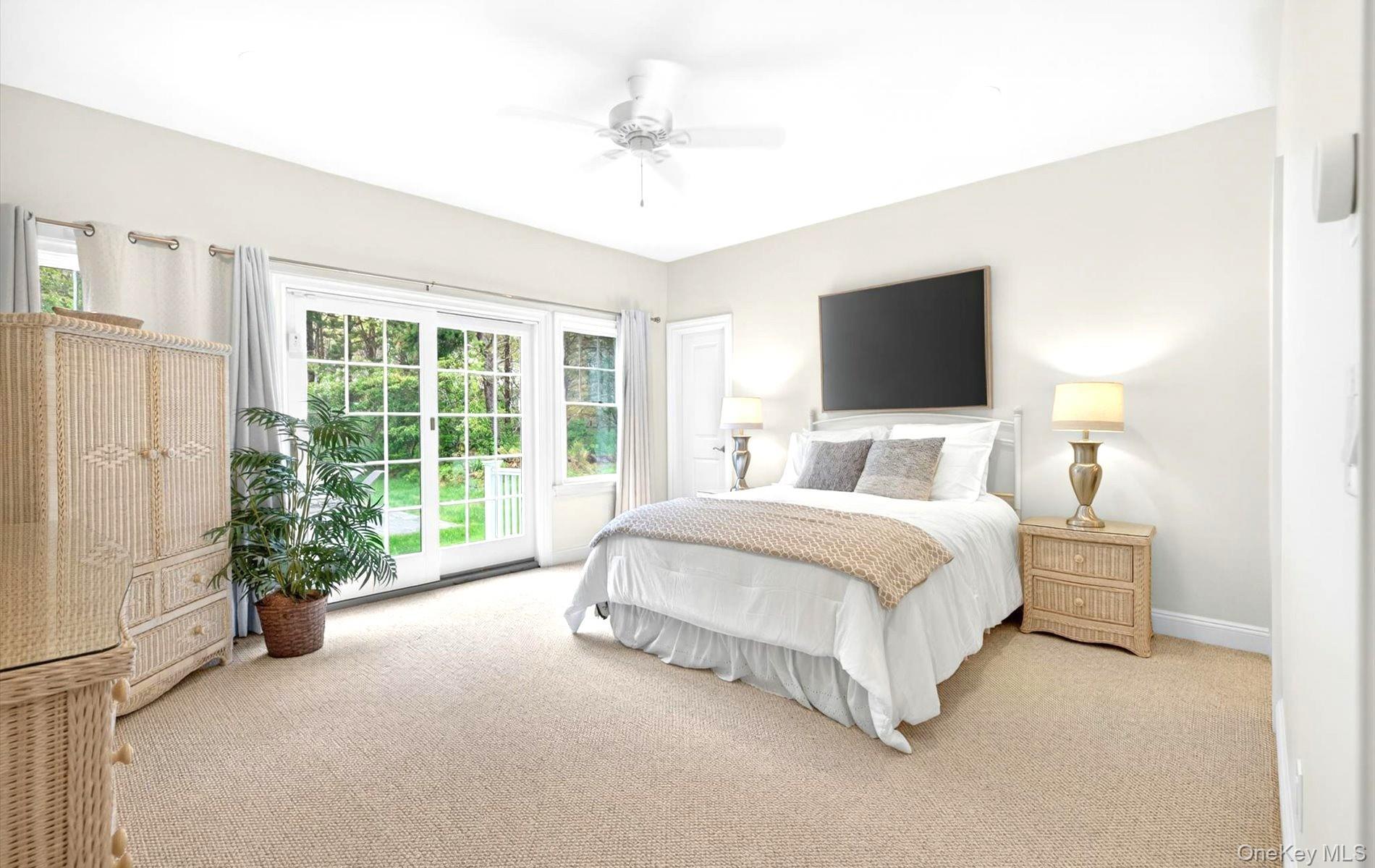 Single Family Briarsweet Lane  Suffolk County, NY 11937, MLS-1002247-8