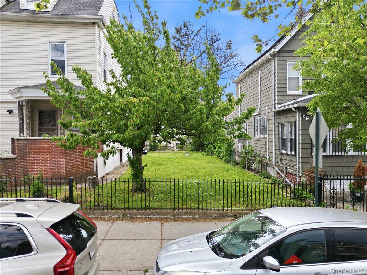 Single Family 215th  Bronx, NY 10467, MLS-1002257-4
