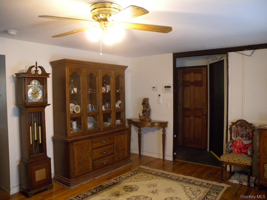 Single Family Washington Heights Street Suffolk County, NY 11784, MLS-1002269-12