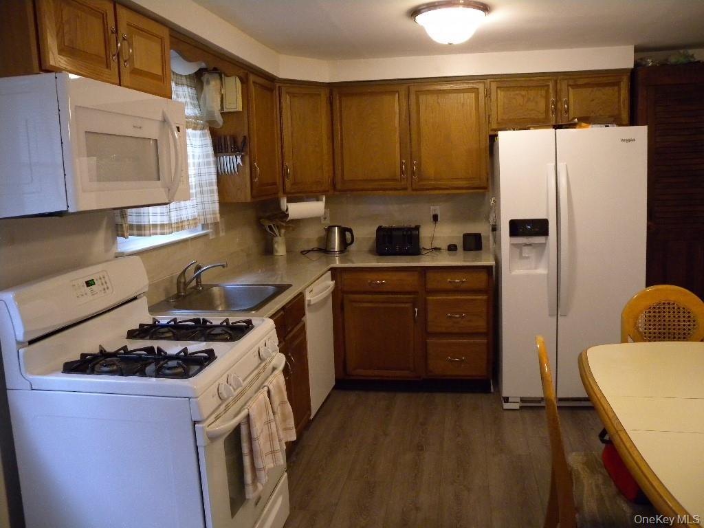 Single Family Washington Heights Street Suffolk County, NY 11784, MLS-1002269-14