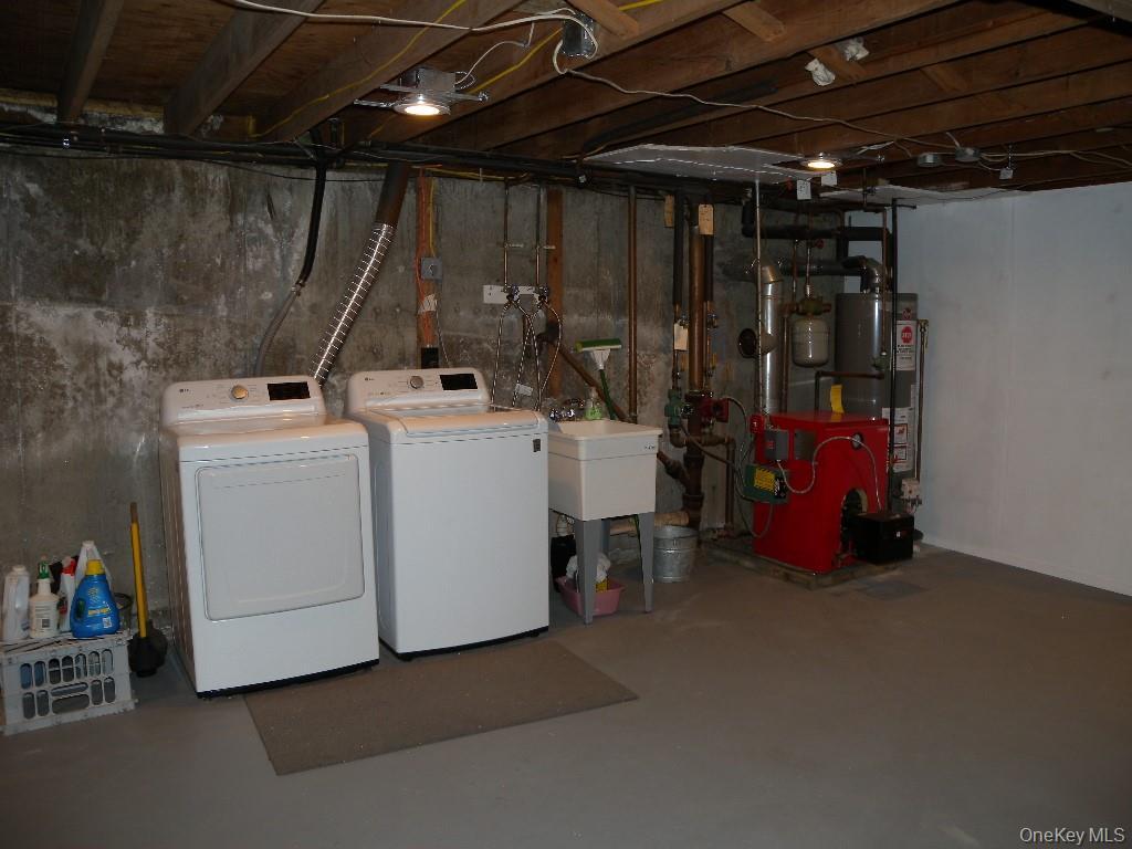 Single Family Washington Heights Street Suffolk County, NY 11784, MLS-1002269-35