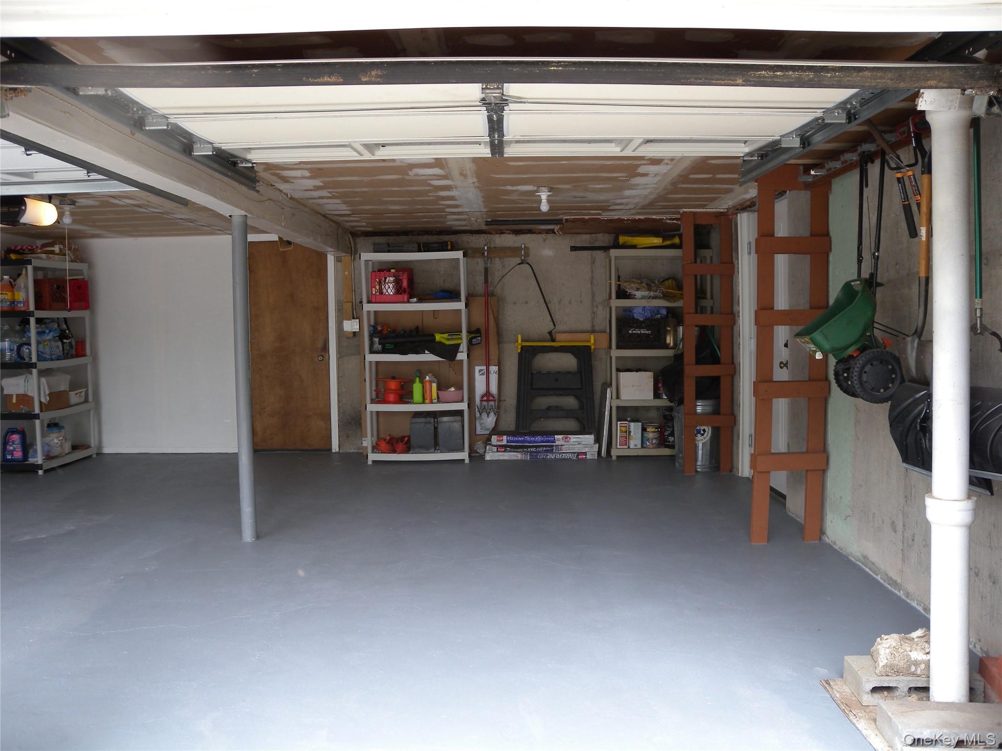 Single Family Washington Heights Street Suffolk County, NY 11784, MLS-1002269-41