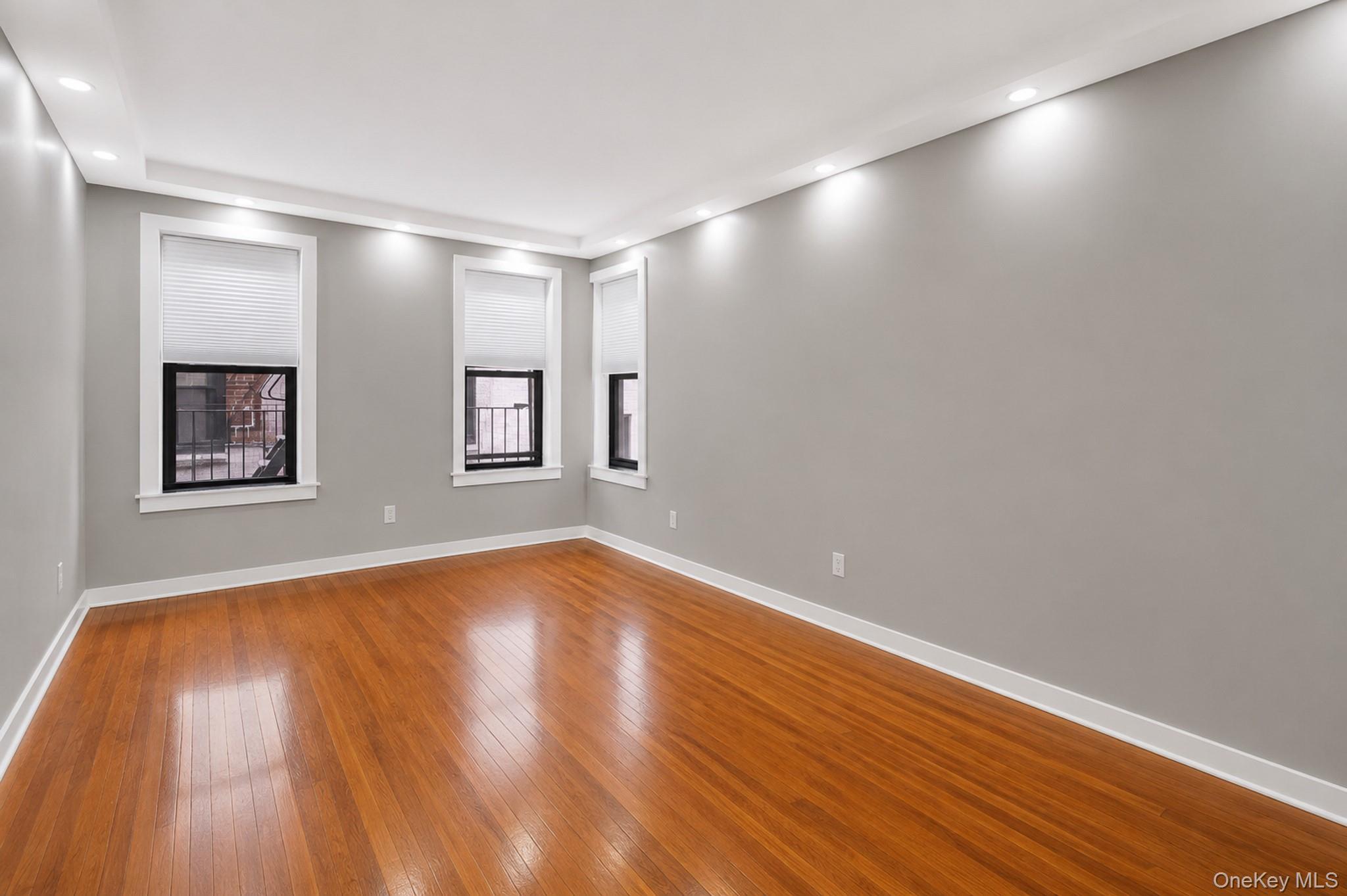 Coop Shore Road  Brooklyn, NY 11209, MLS-1002294-6