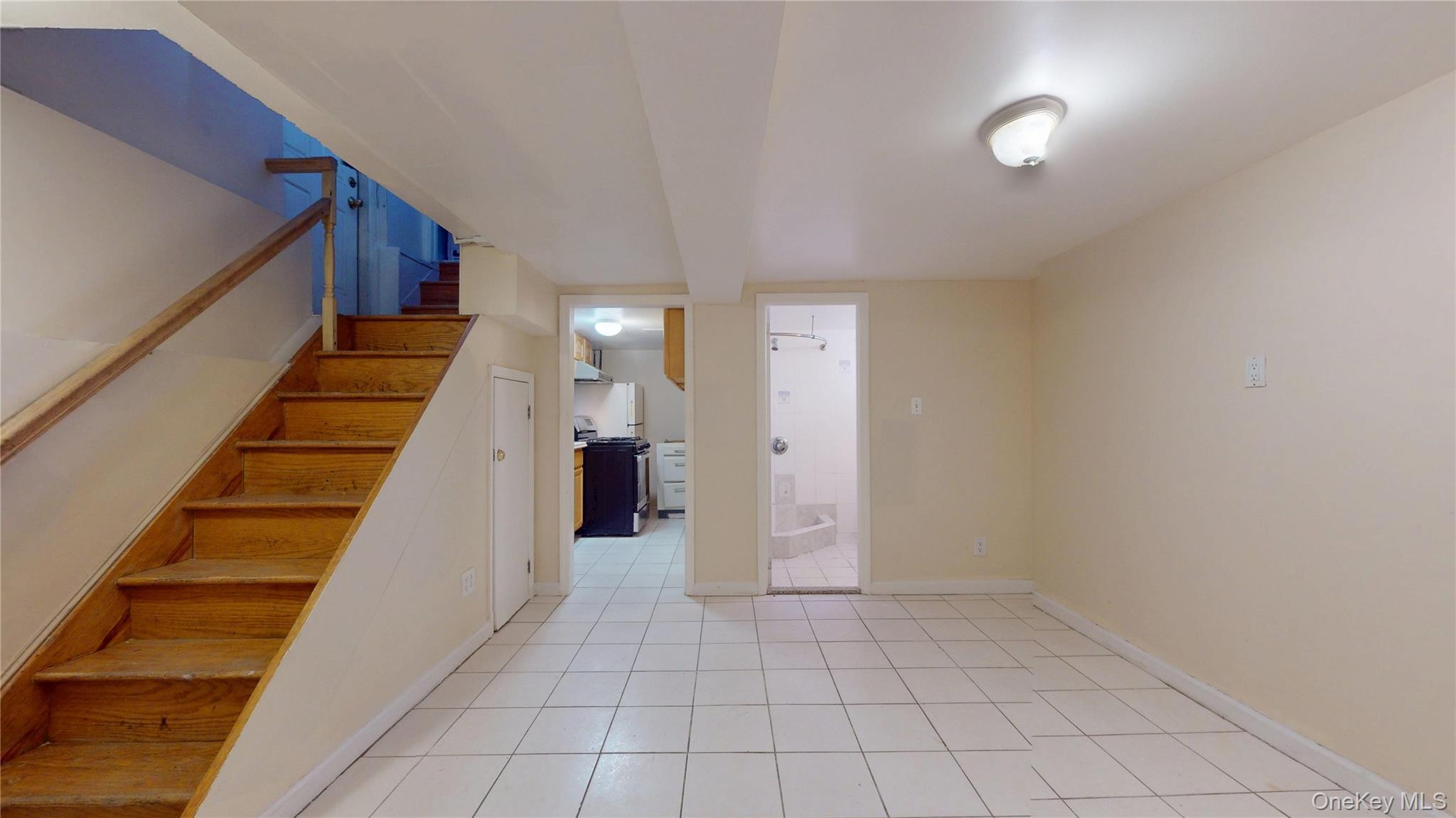 Single Family 71st Avenue Queens, NY 11375, MLS-1002340-20